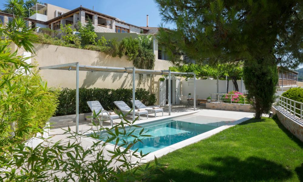 Junior Suite with Private Pool