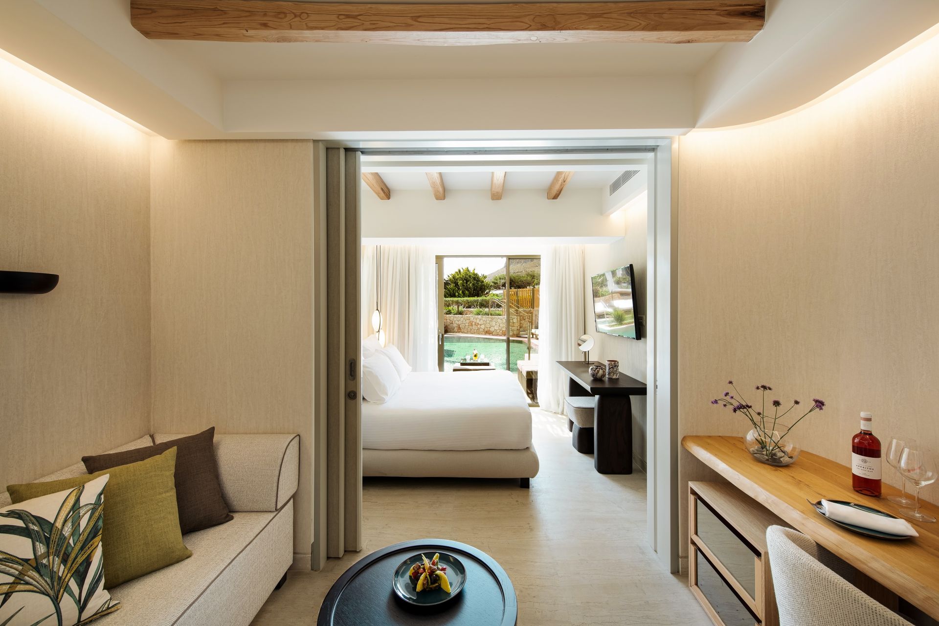 Family Room Superior