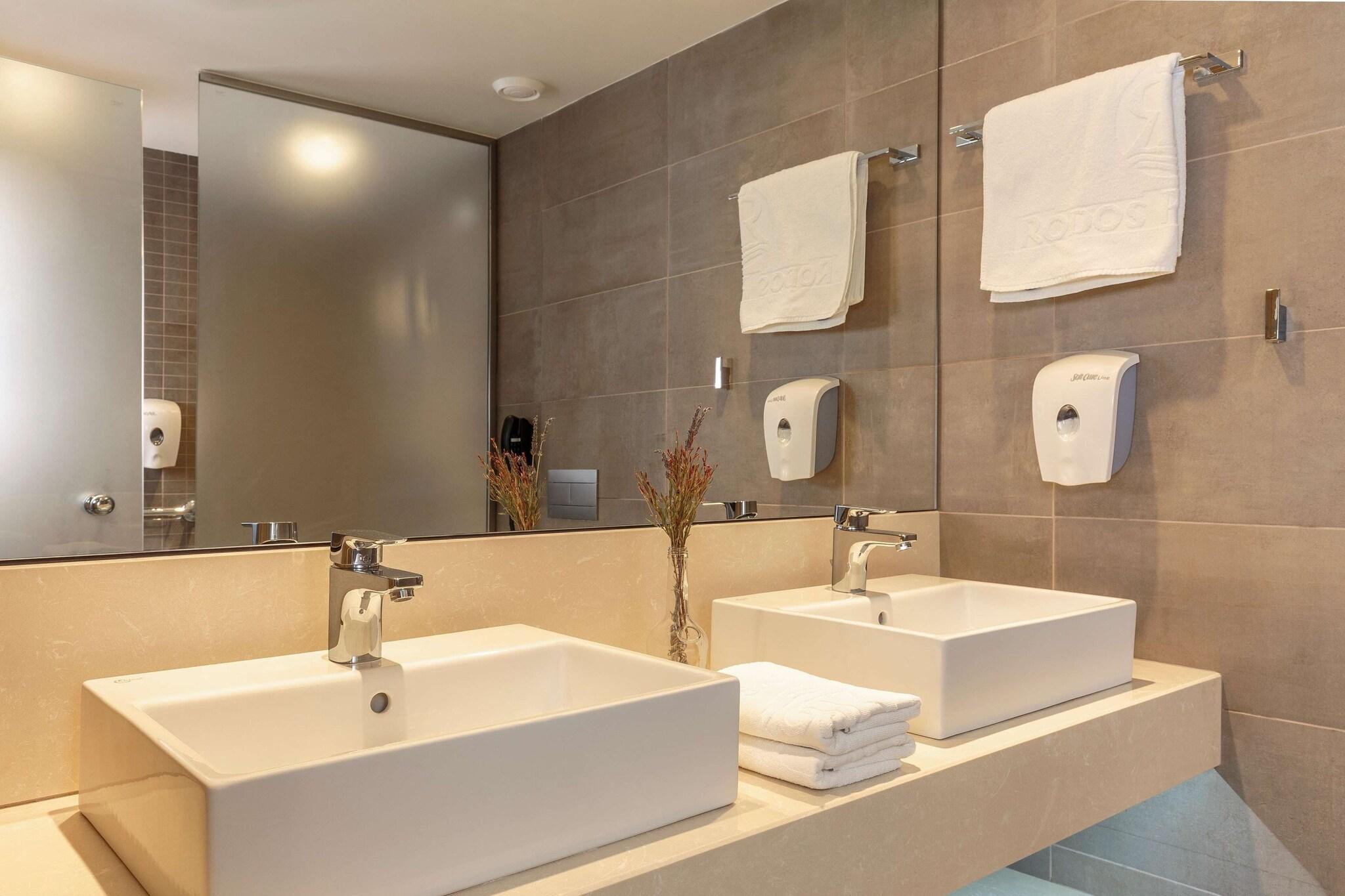 Family Room Garden View