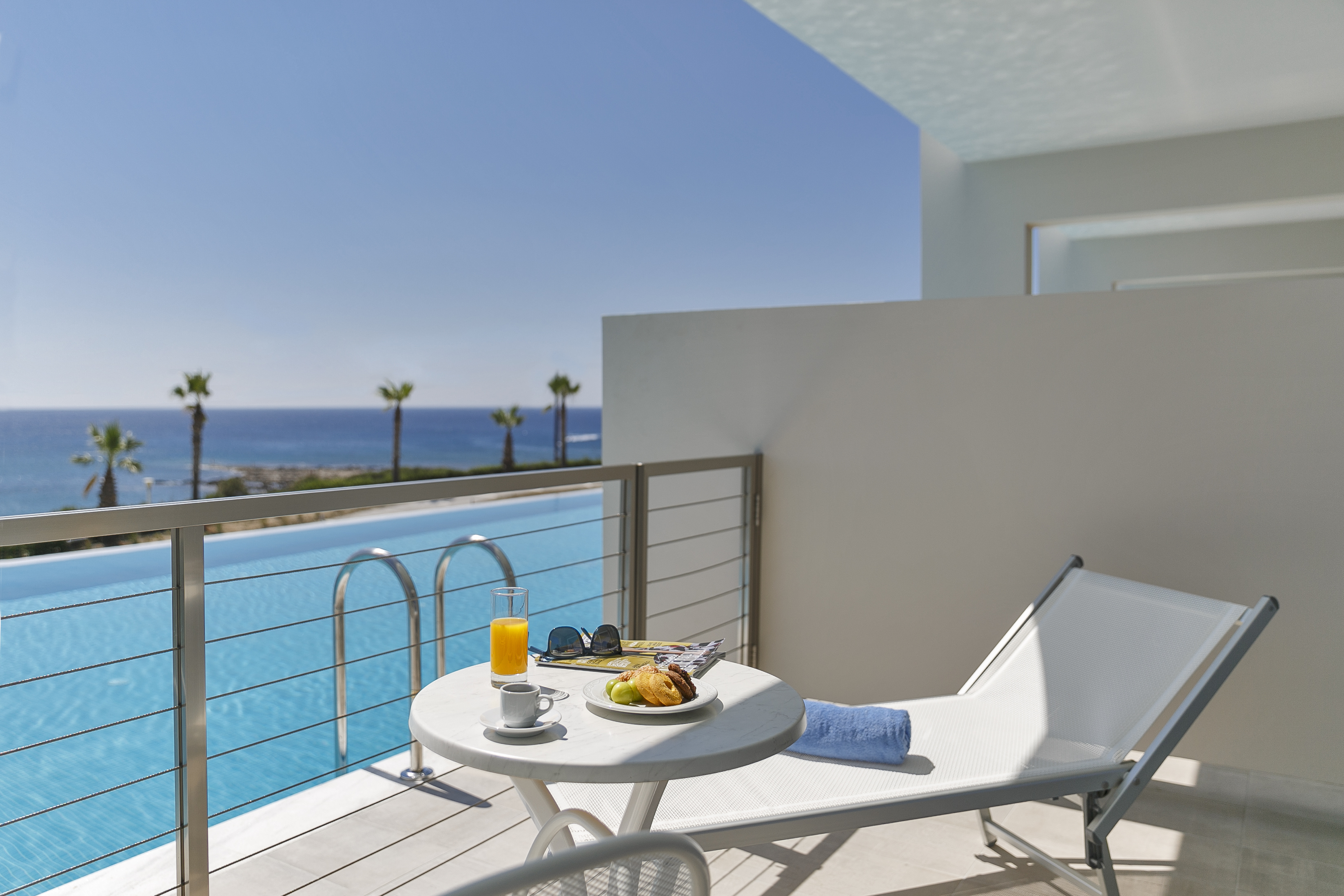 Family Room Executive