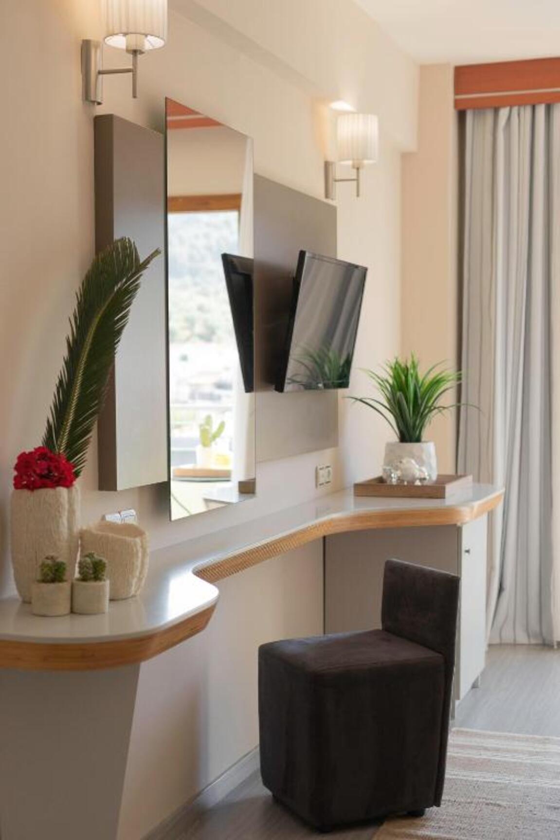 Double or Twin Deluxe