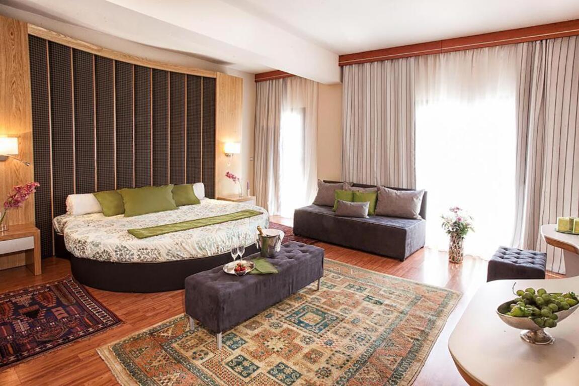 Junior Suite City View