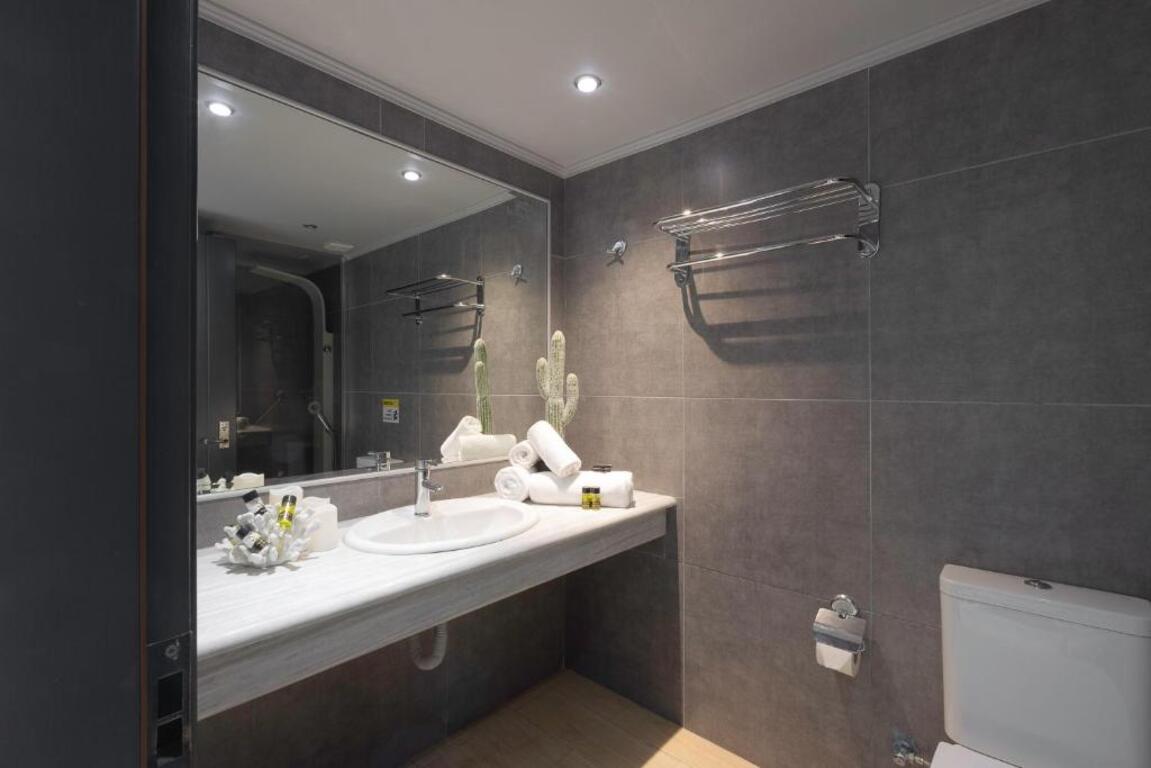 Junior Suite City View