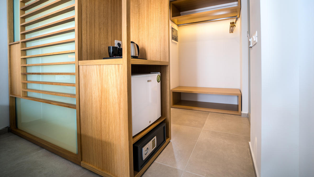 Double or Twin Superior Side Sea View