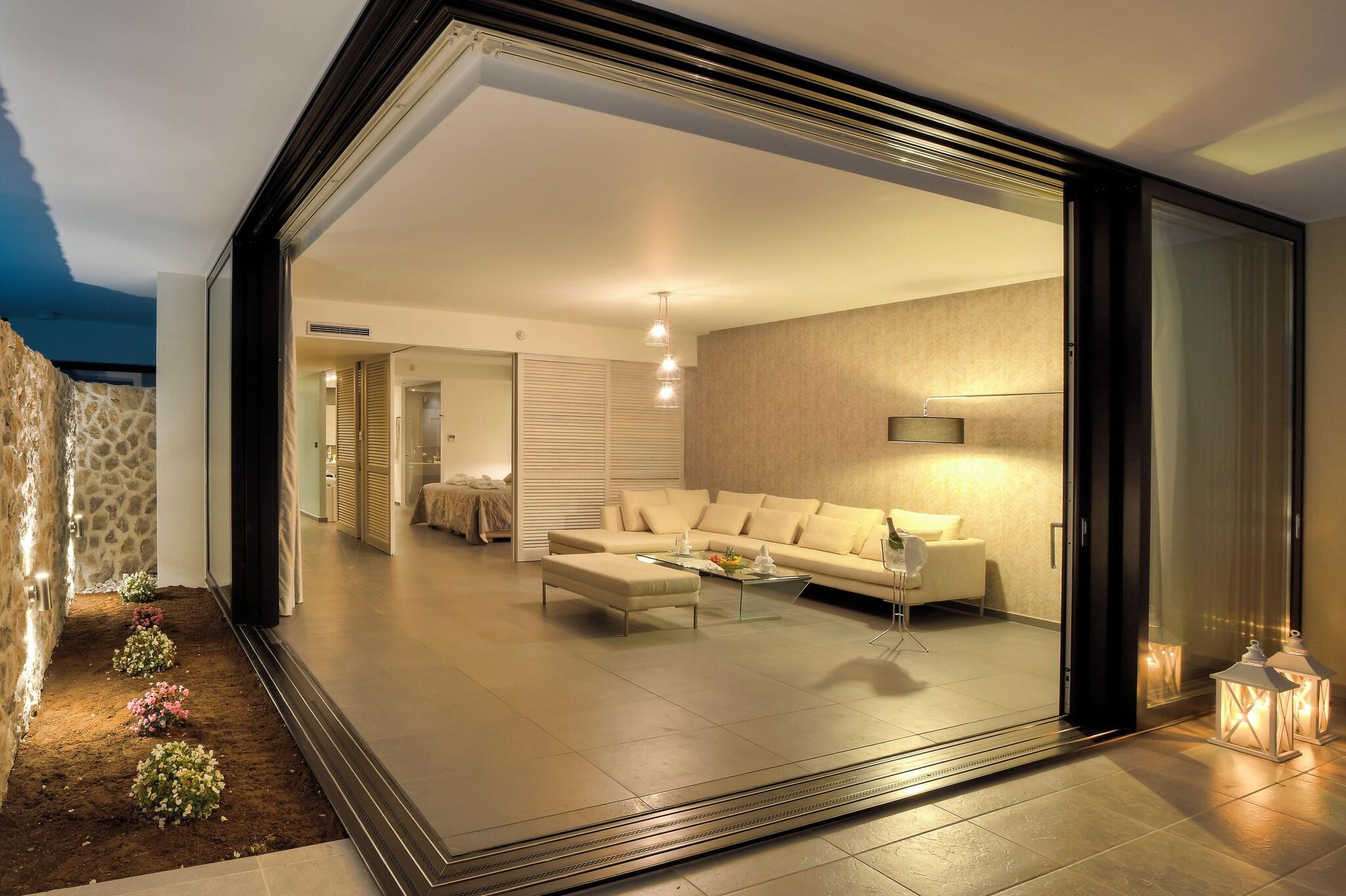 Suite with Private Pool