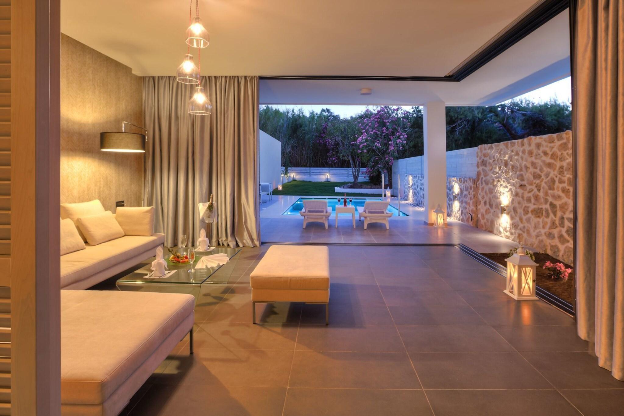 Suite with Private Pool