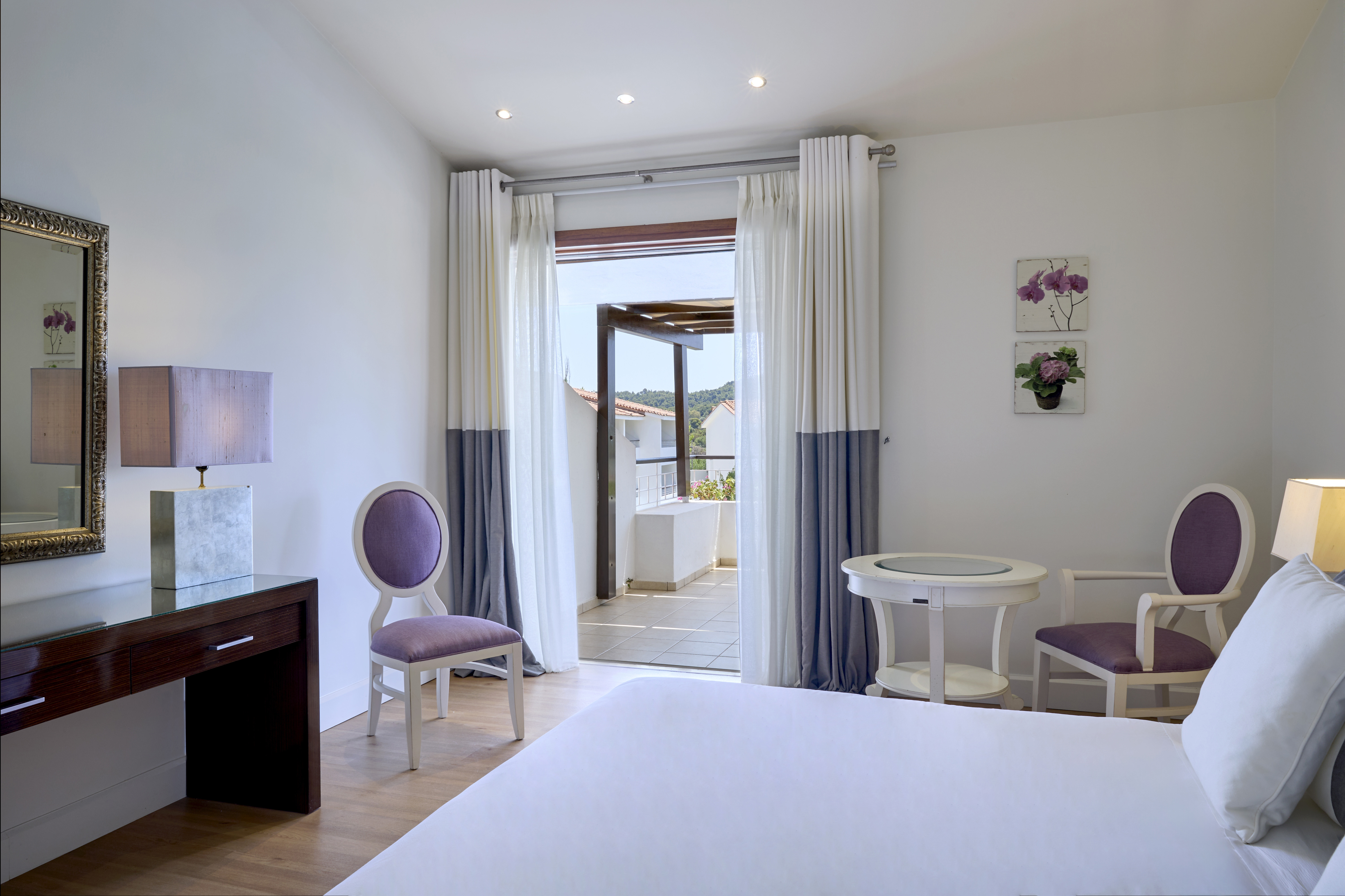 Double or Twin Deluxe Sea View