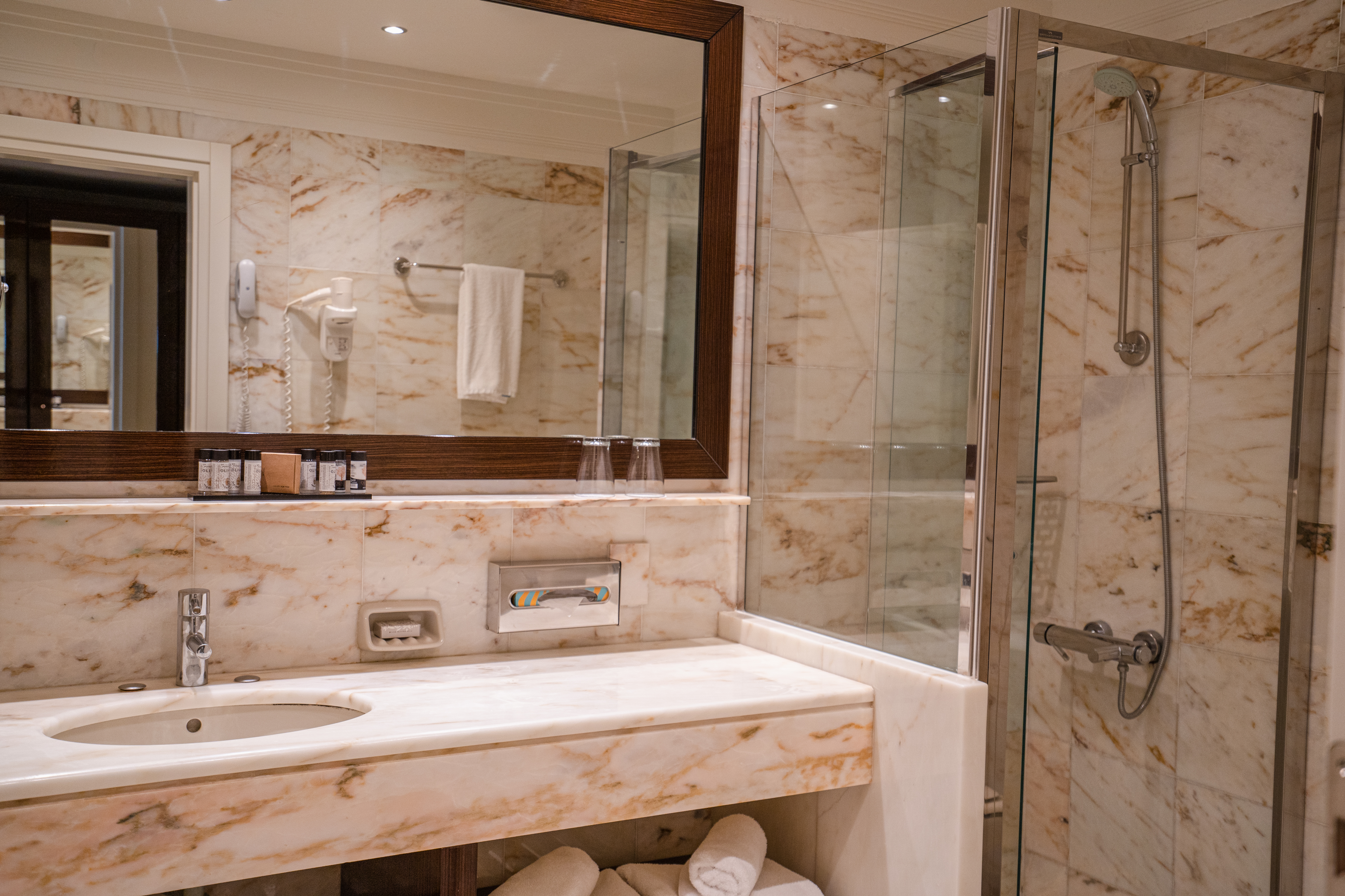 Double or Twin Deluxe Sea View