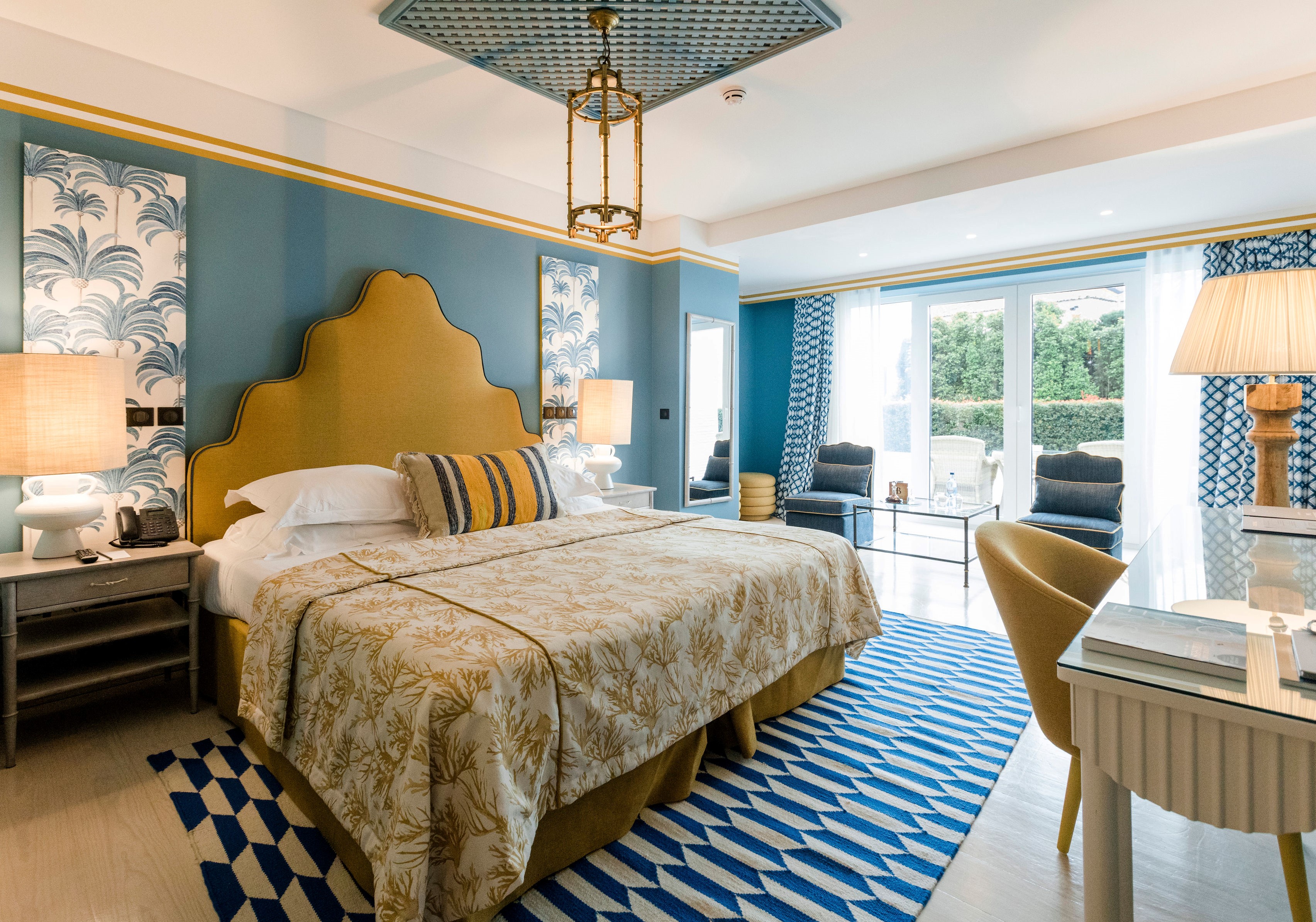 Double or Twin Standard