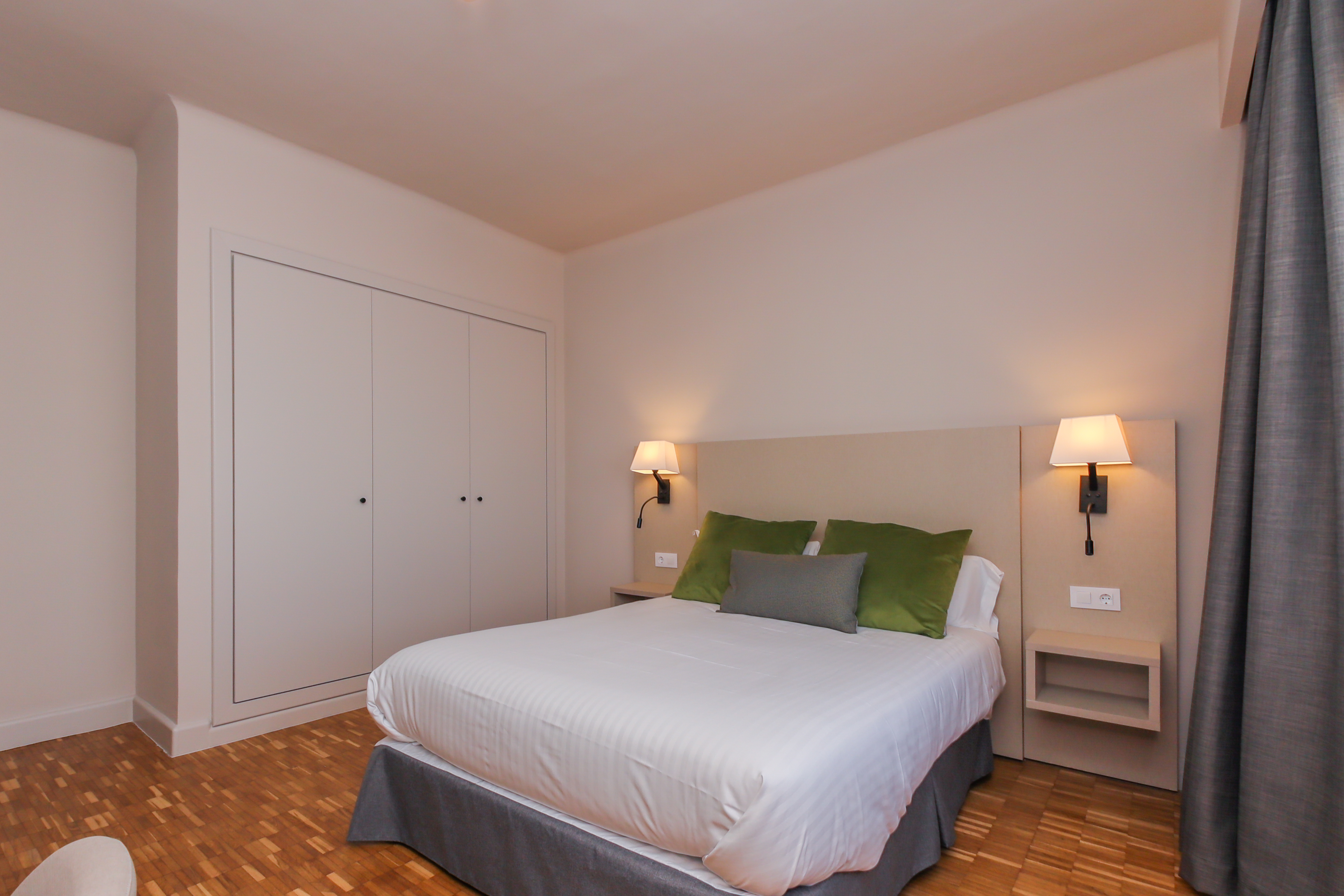 Double or Twin Deluxe