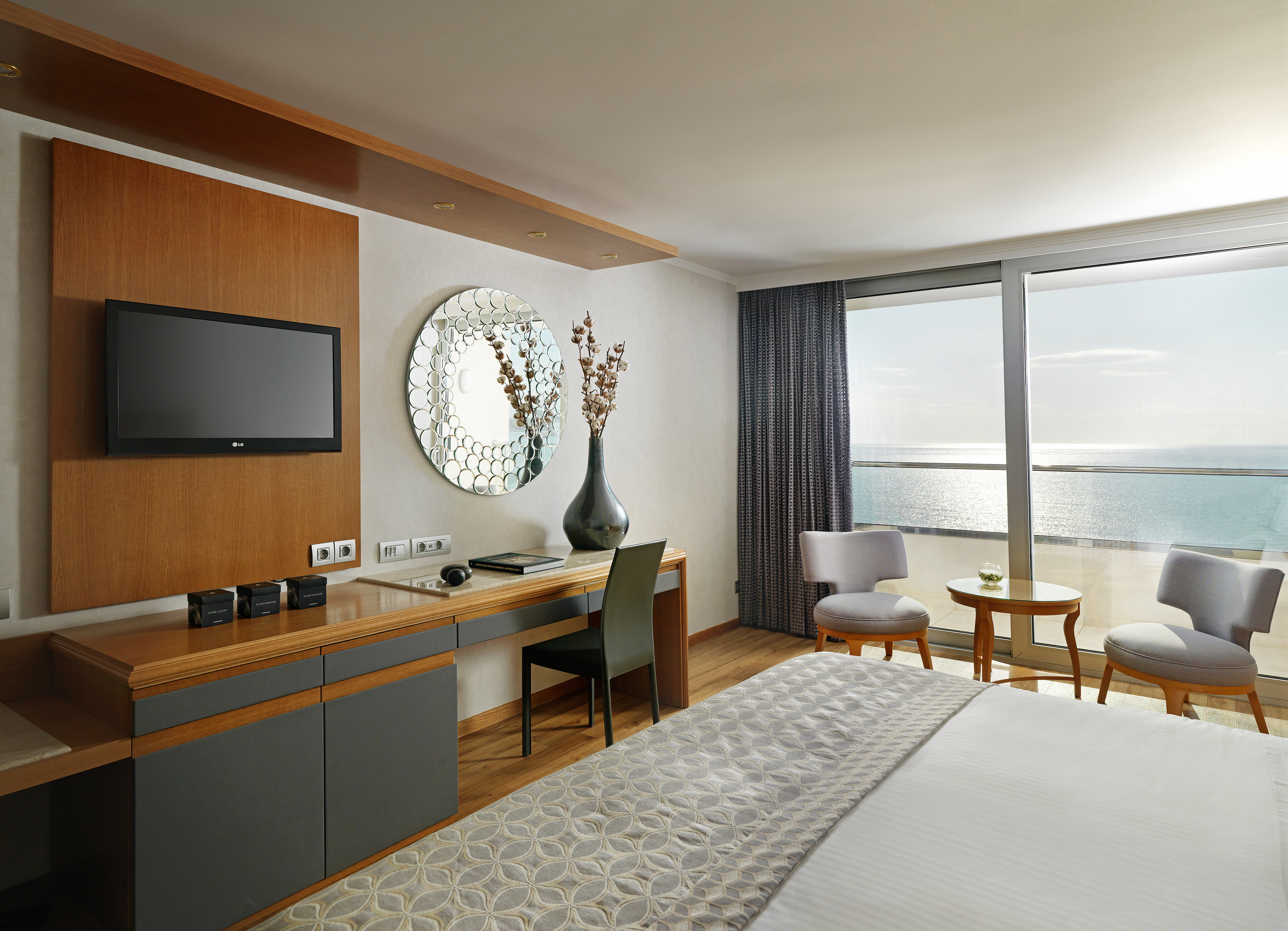 Double or Twin Executive Sea View