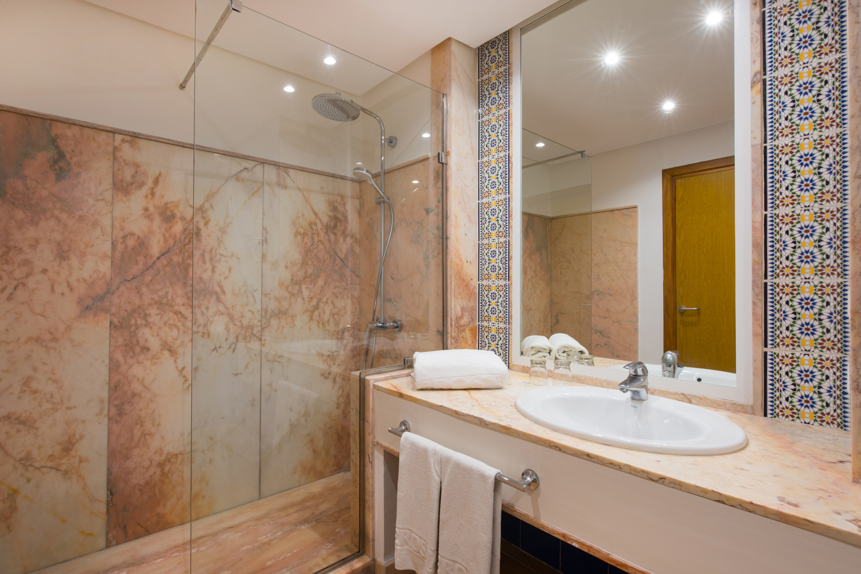 Double or Twin Standard