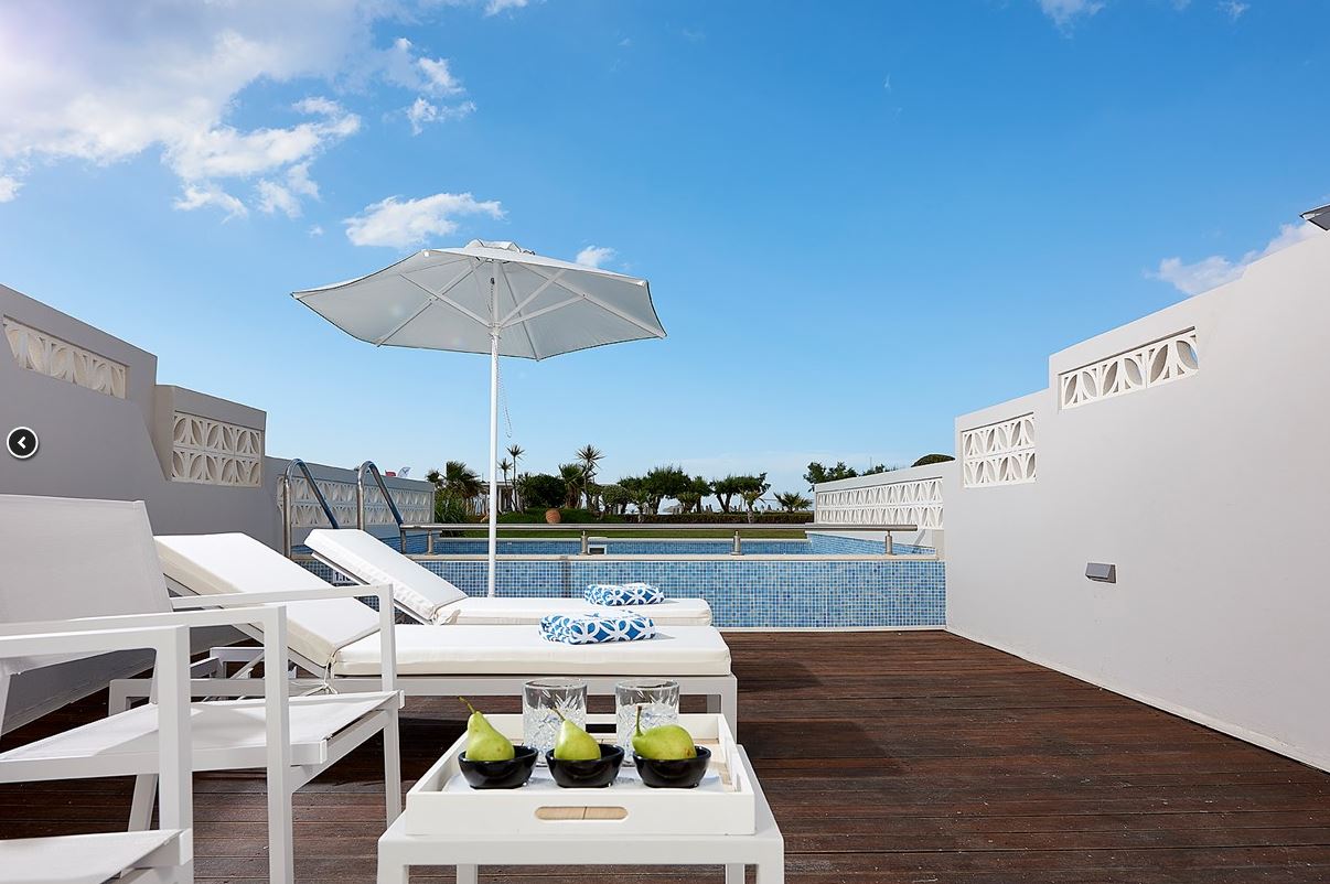 Junior Suite with Private Pool