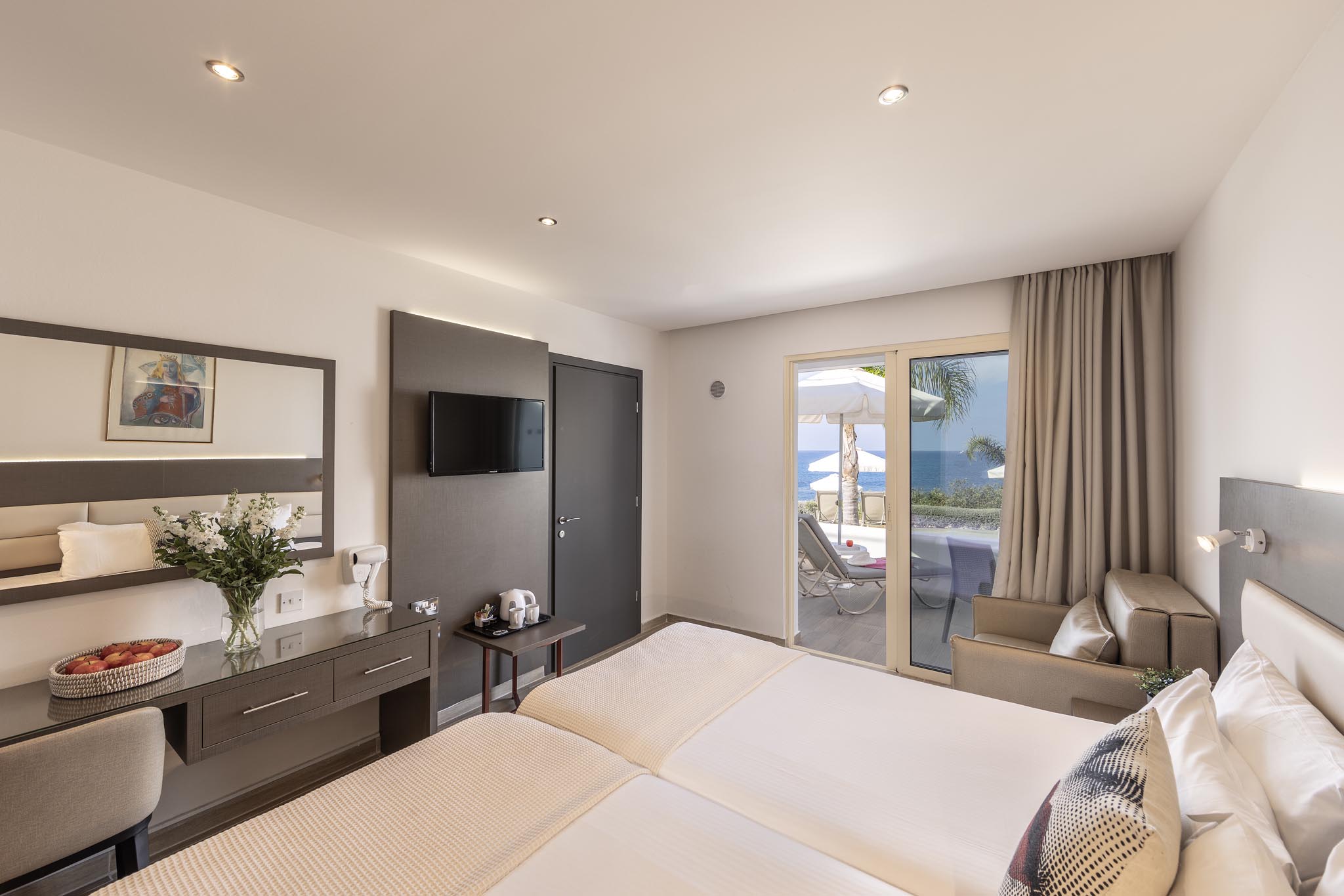 Double or Twin Sea Front