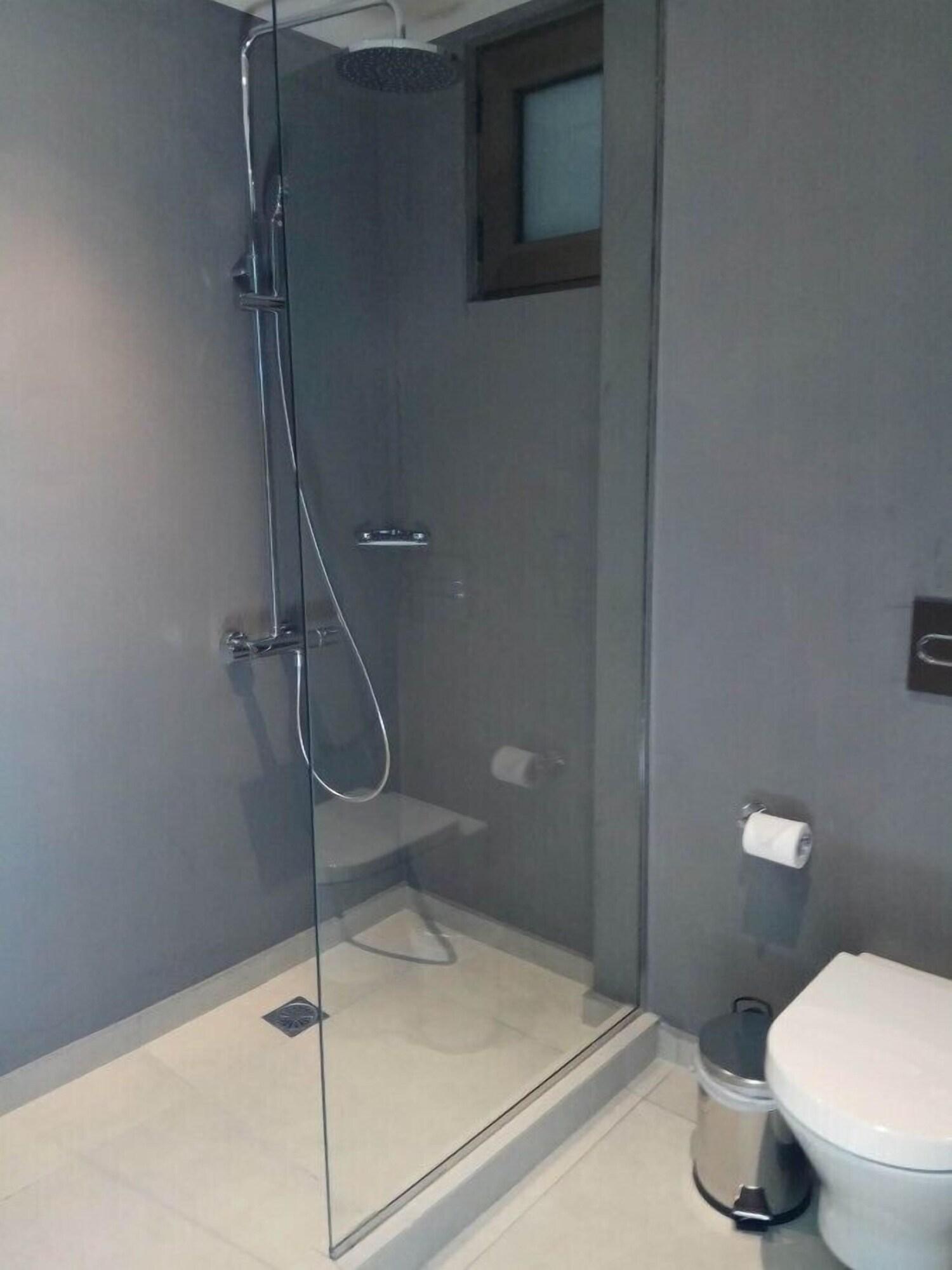 Quadruple Connecting Room