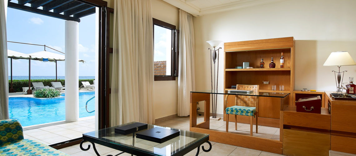 Suite with Private Pool