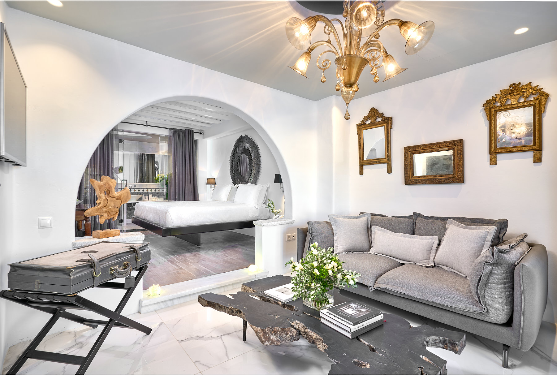 Suite Two Bedrooms Two Bathrooms