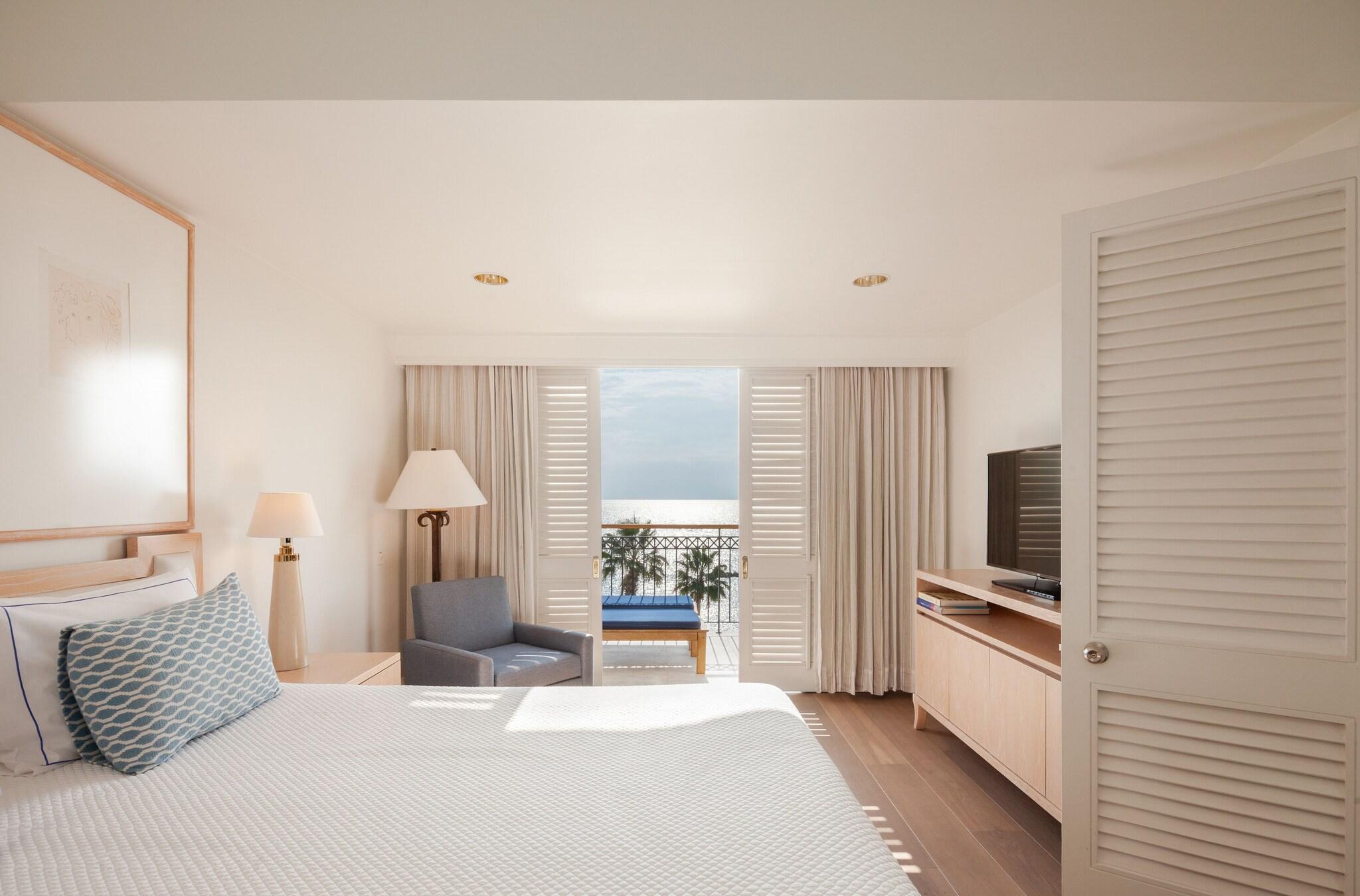 Suite Deluxe King Bed