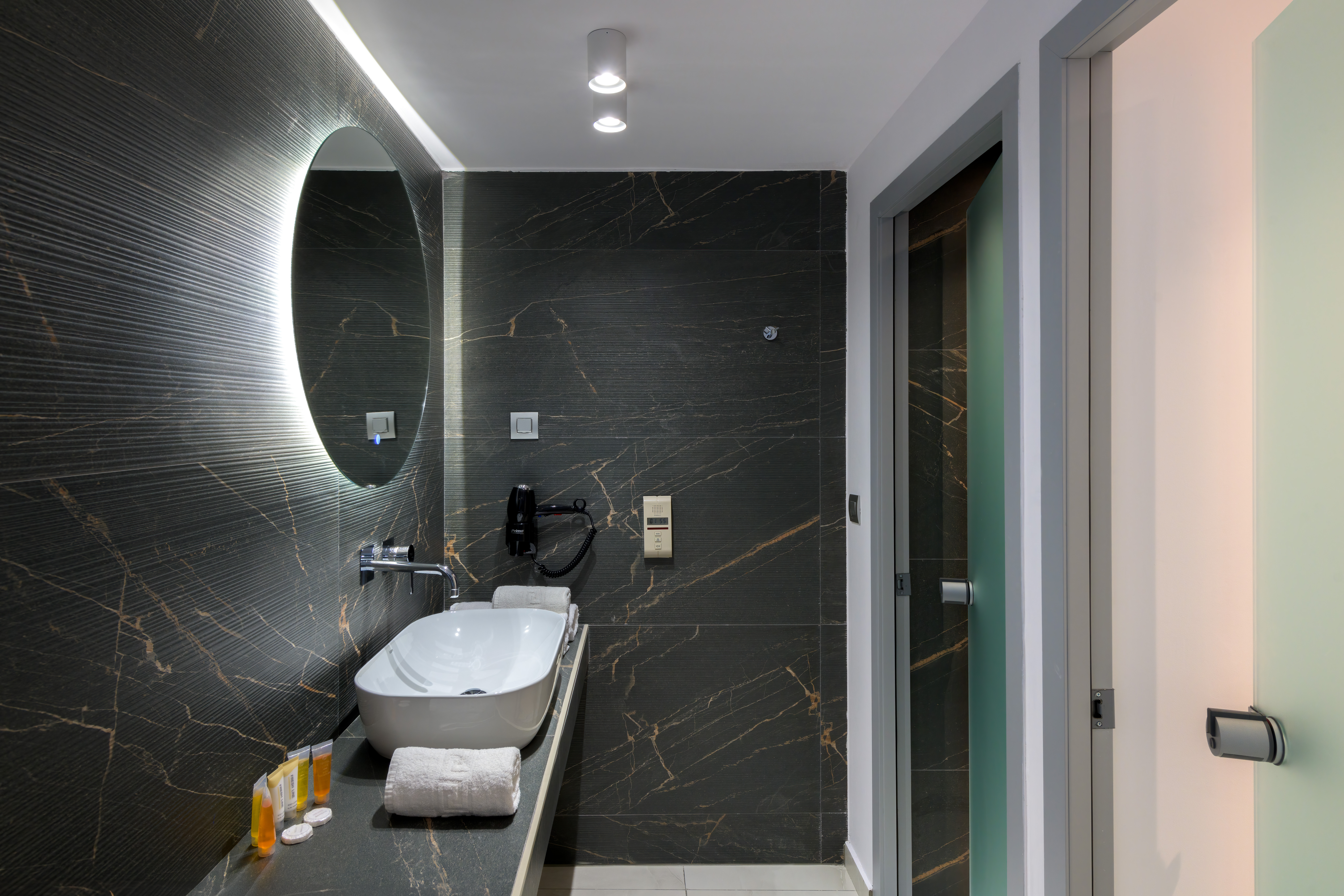 Double or Twin Superior Sea View