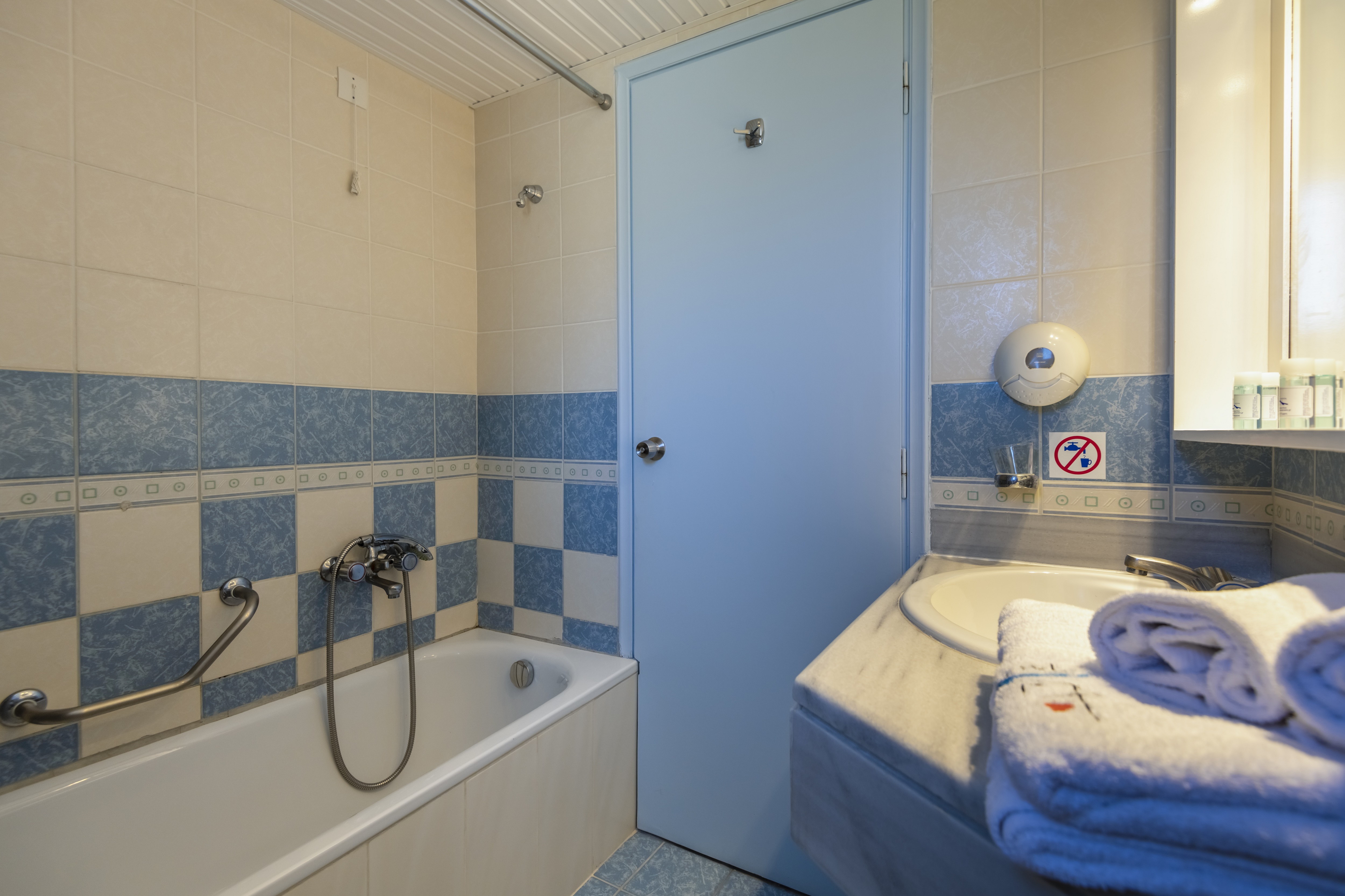 Family Room Garden View