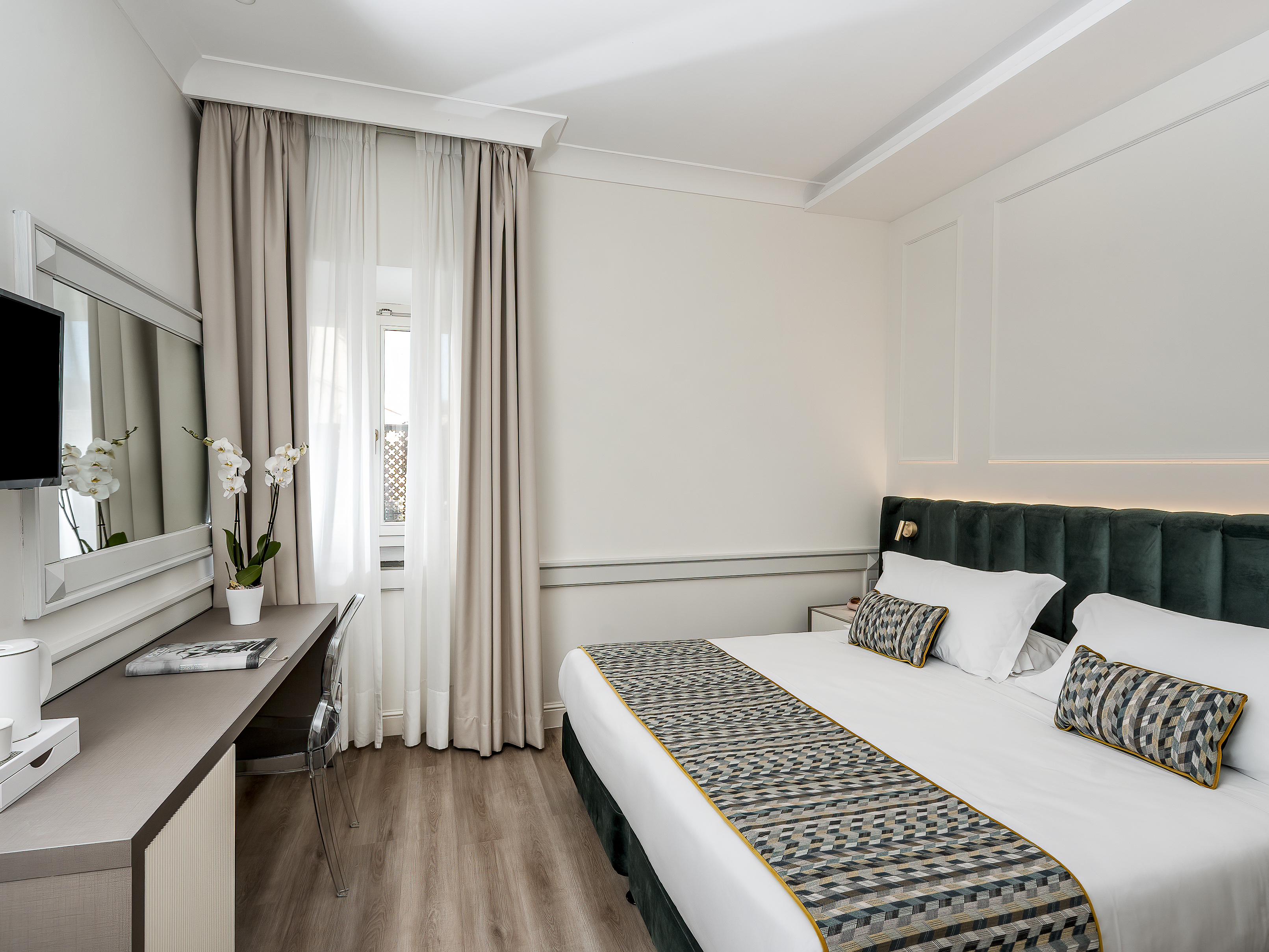 Double or Twin Superior