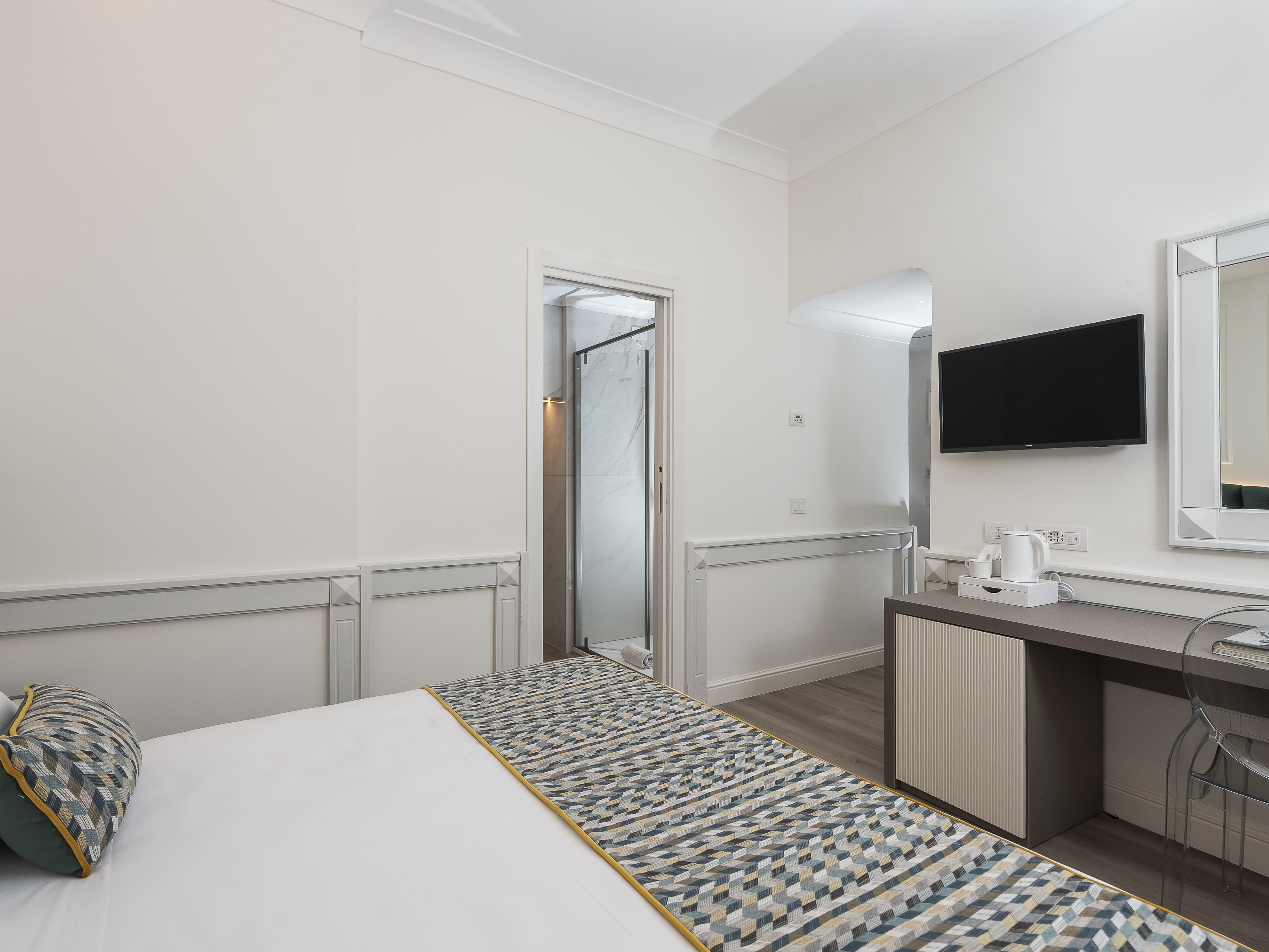 Double or Twin Superior