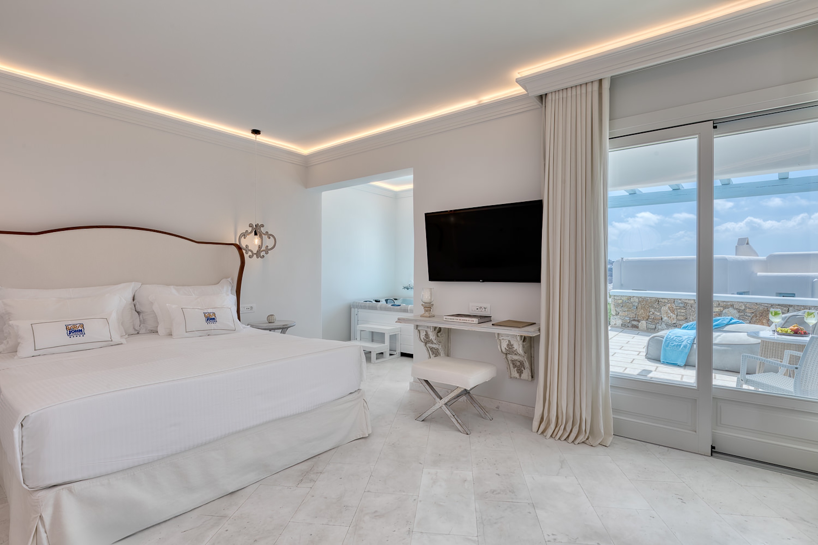 Junior Suite with Private Pool