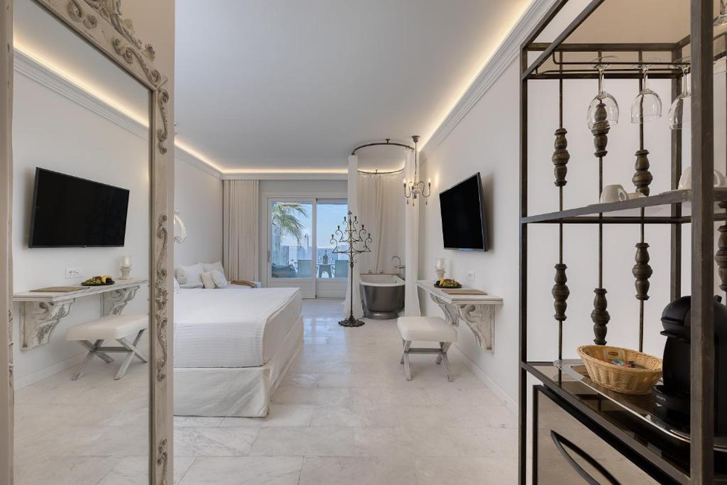 Room Partial Sea View