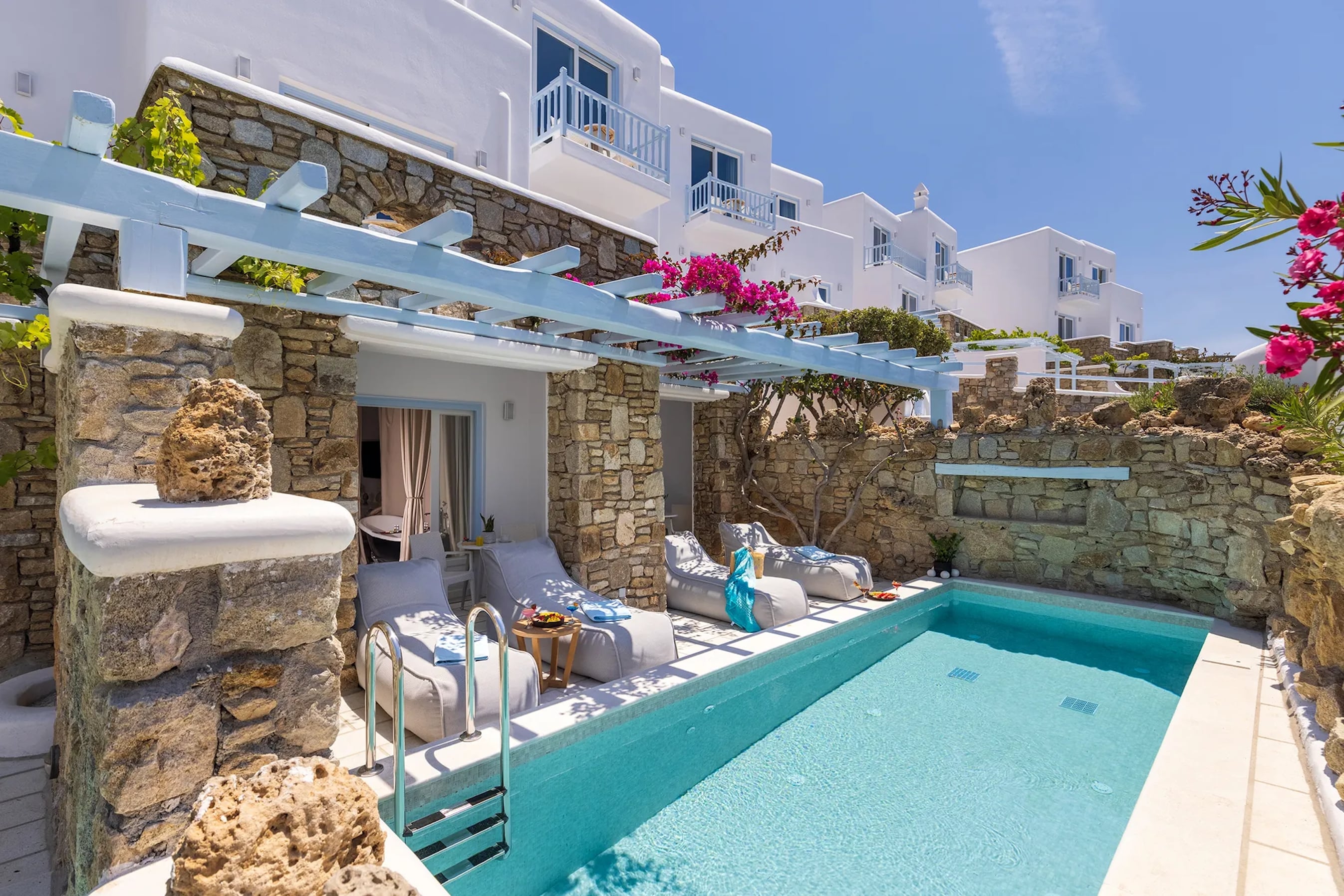 Suite Two Bedrooms with Air Conditioning