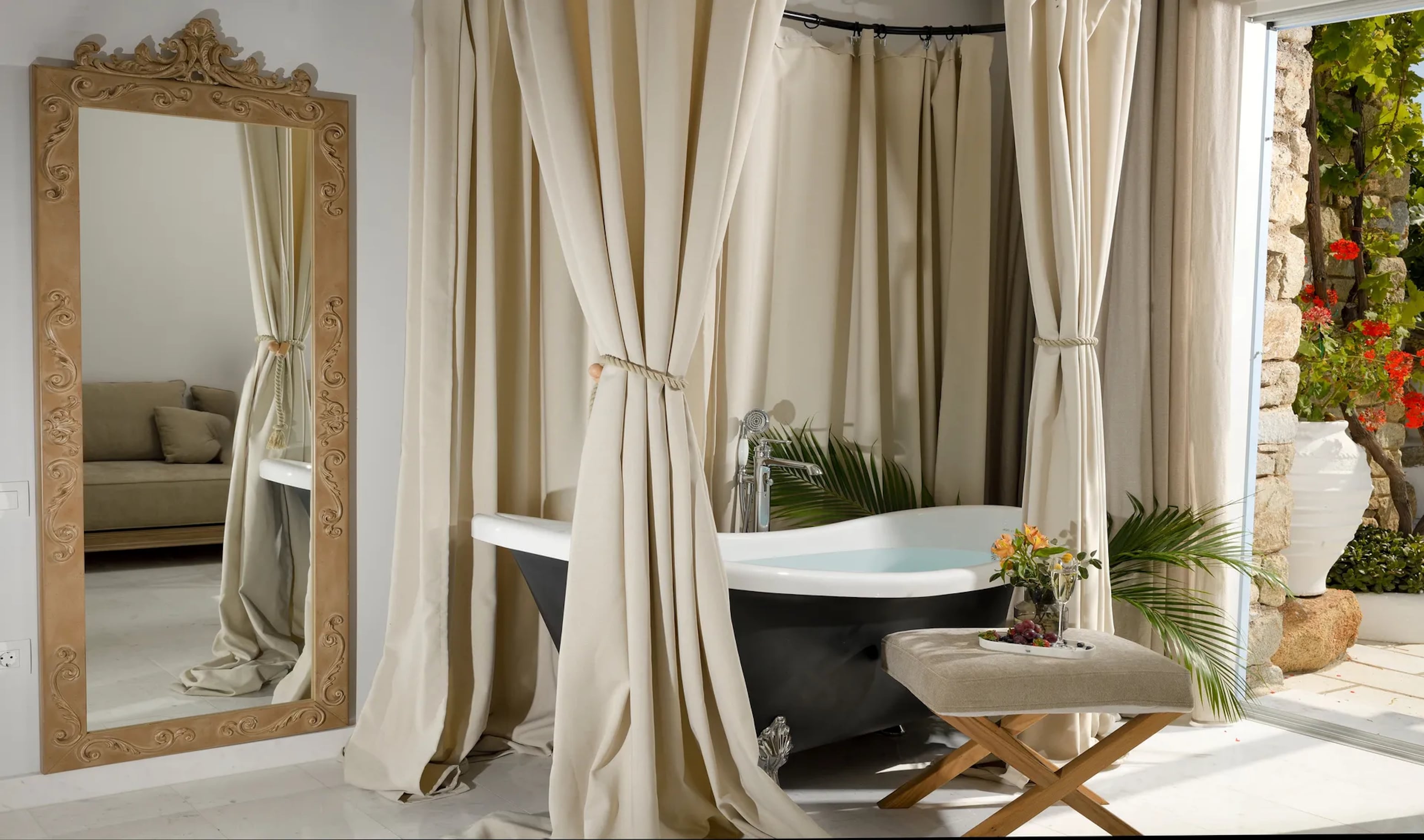 Suite Three Bedrooms with Private Pool