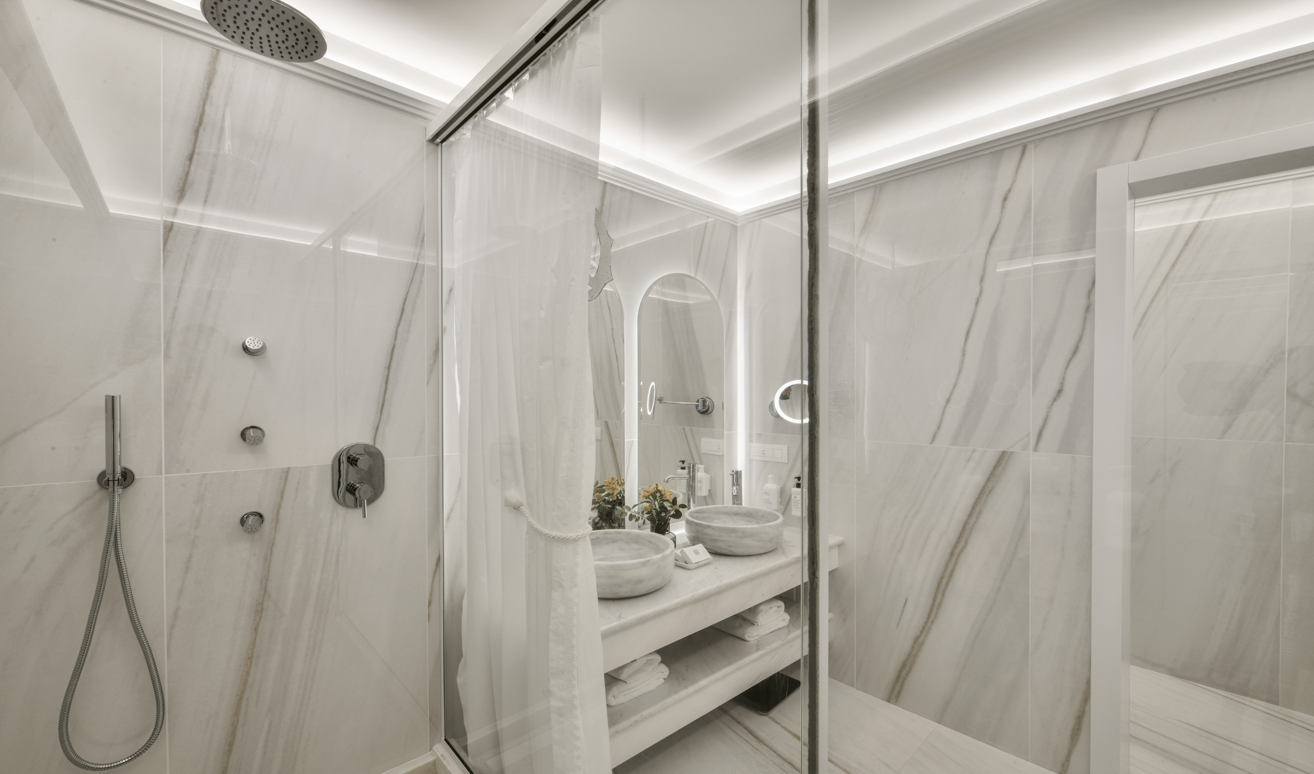 Suite Three Bedrooms with Private Pool