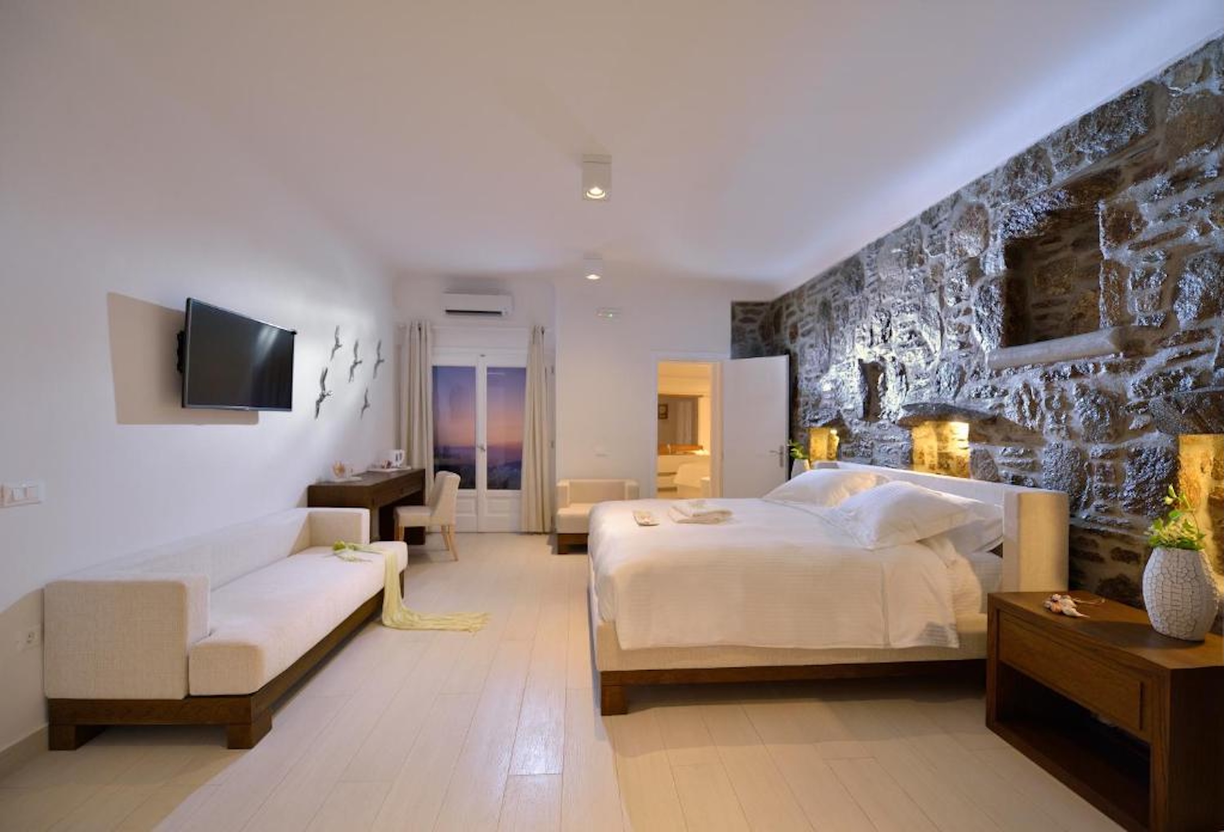 Villa Five Bedrooms with Private Pool