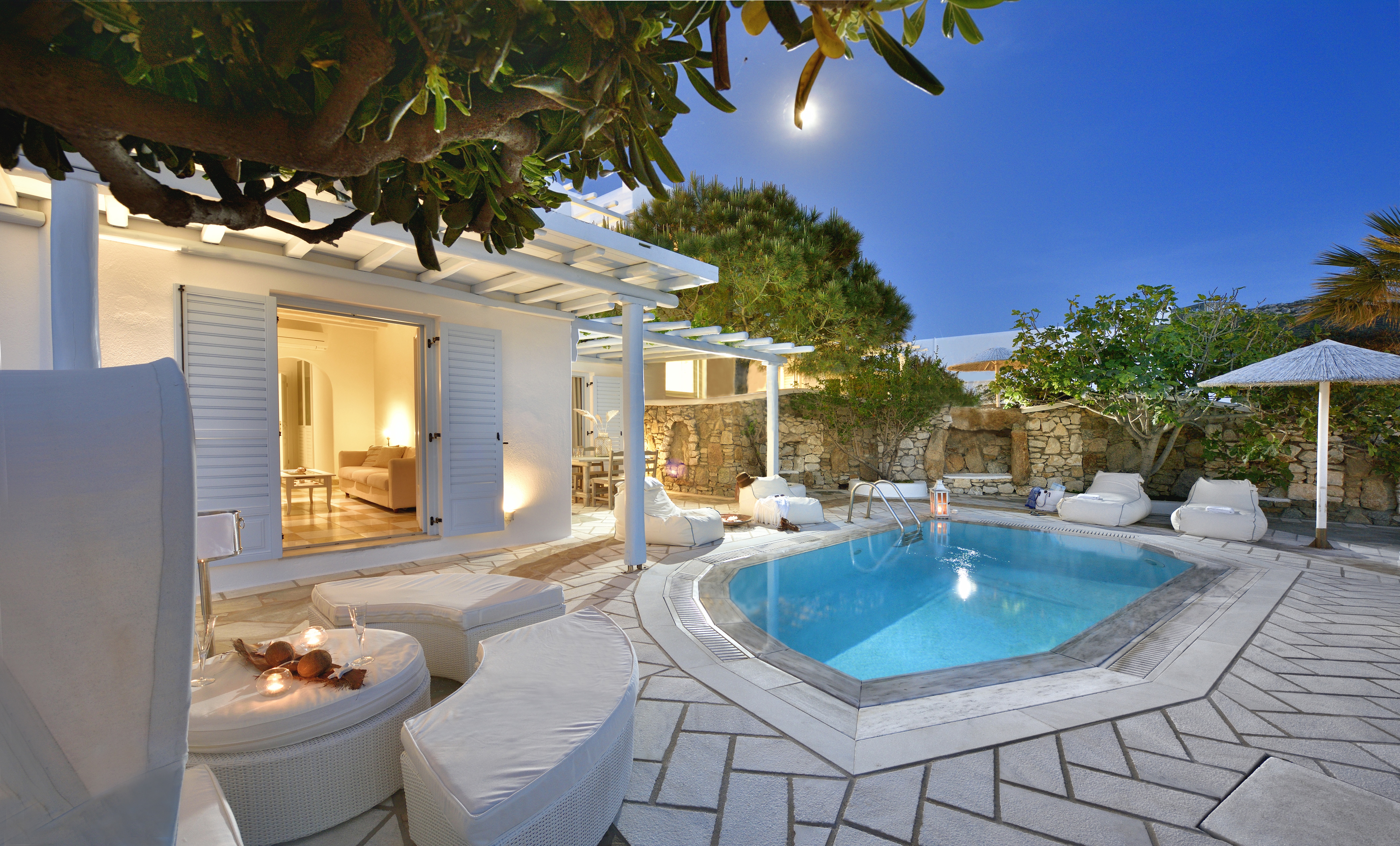 Villa Five Bedrooms with Private Pool