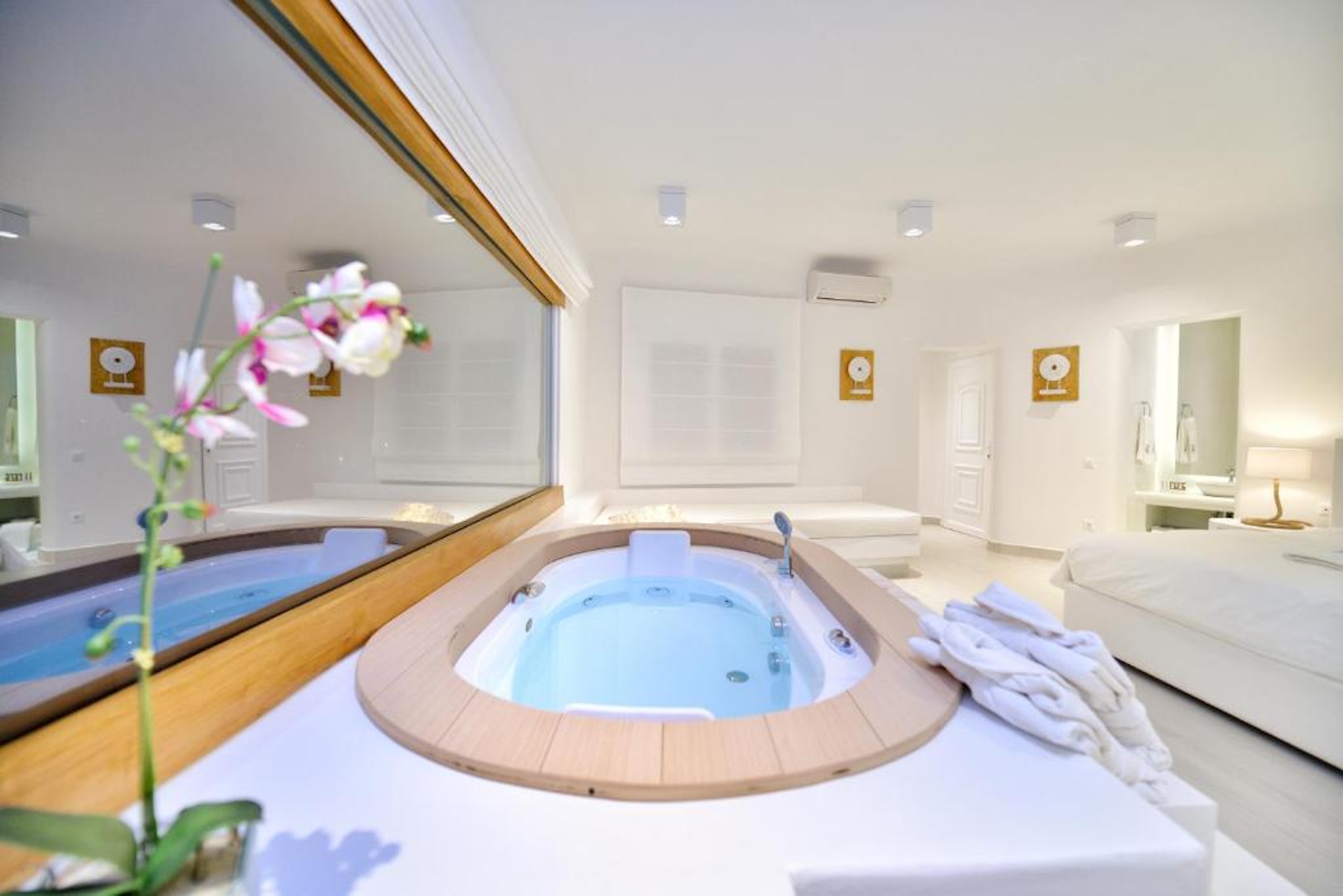 Villa Five Bedrooms with Private Pool