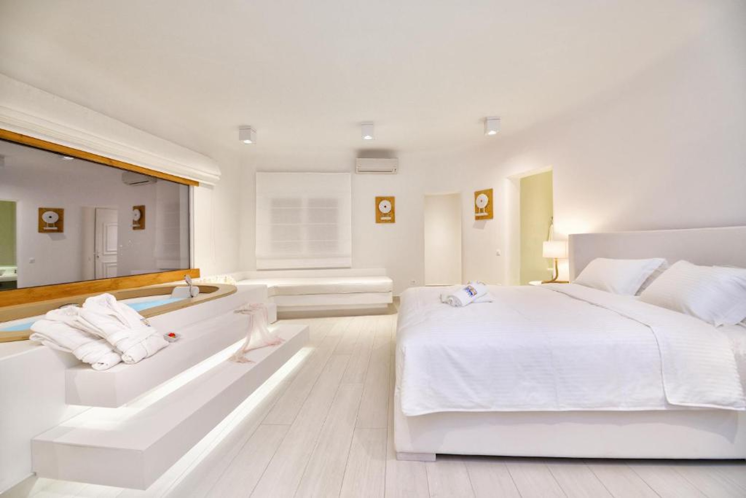 Villa Five Bedrooms with Private Pool