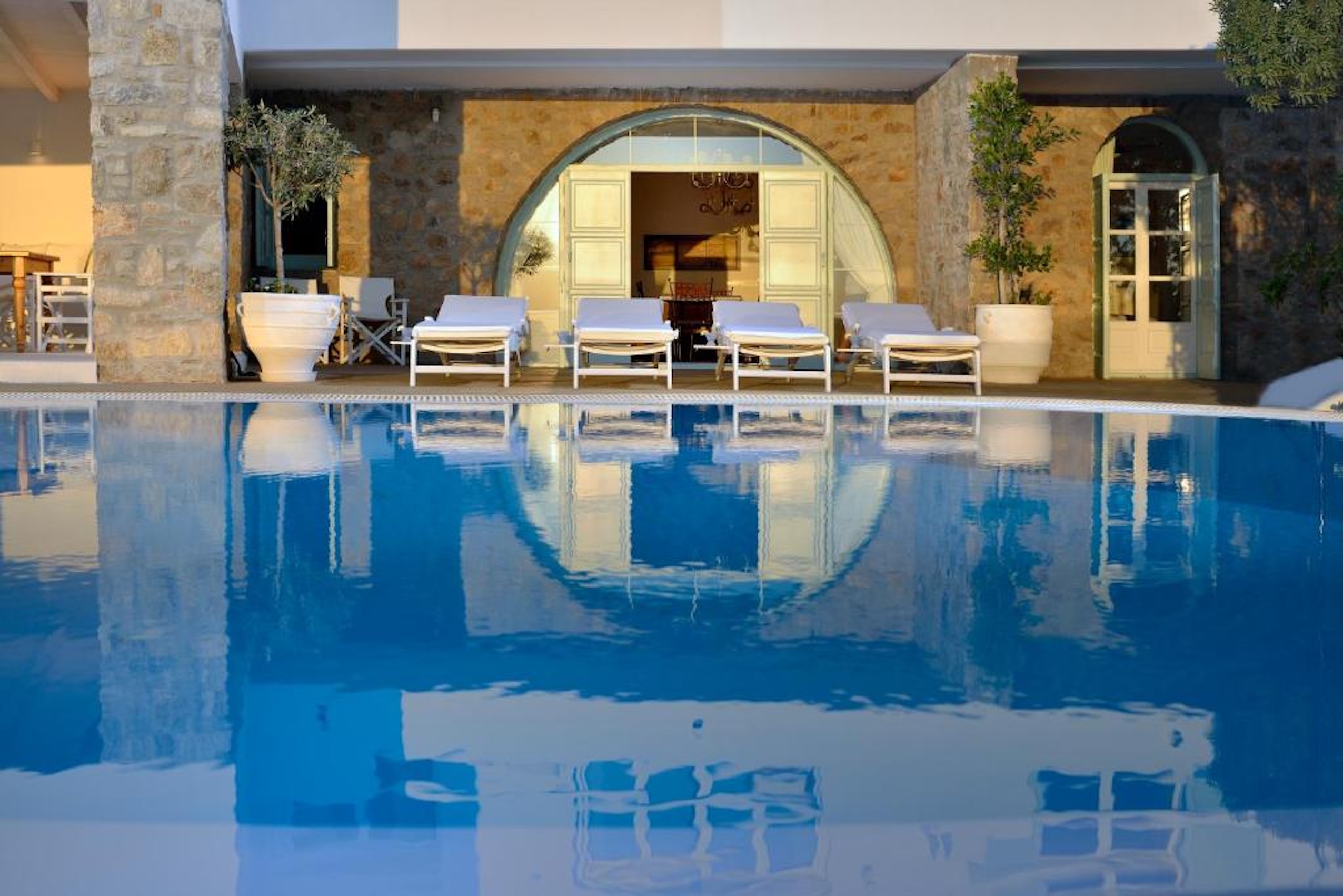 Villa Five Bedrooms with Private Pool