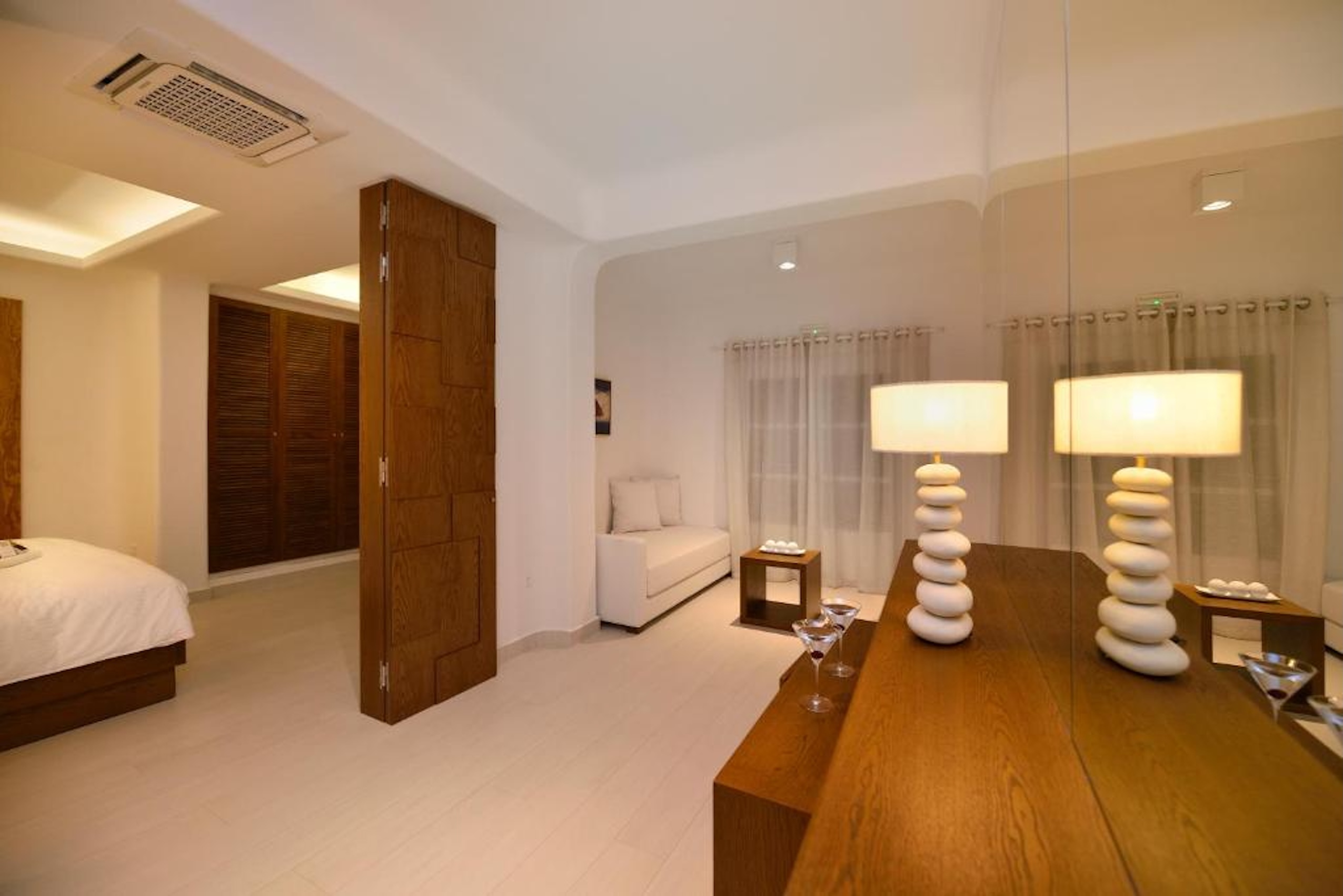 Villa Five Bedrooms with Private Pool