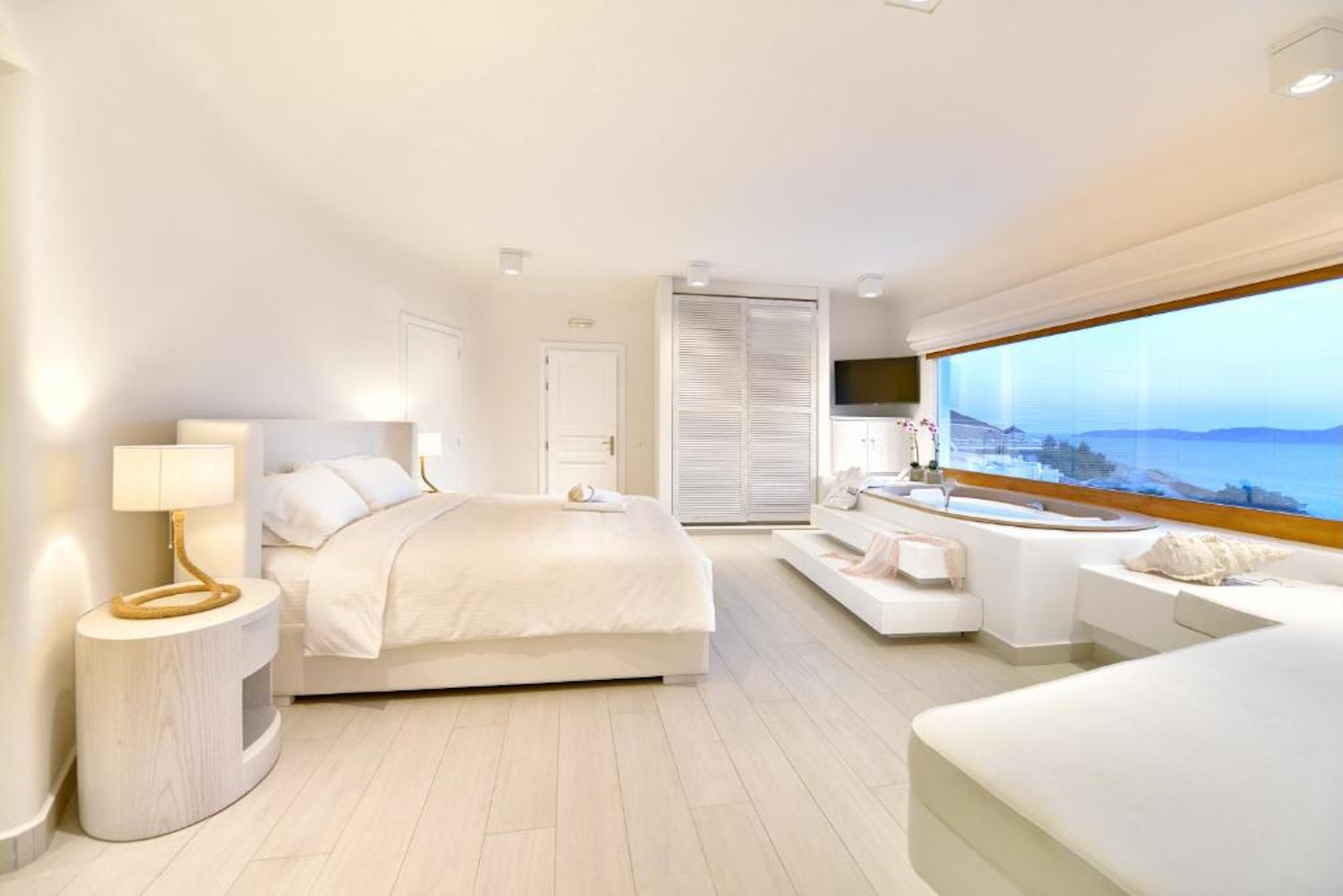 Villa Five Bedrooms with Private Pool