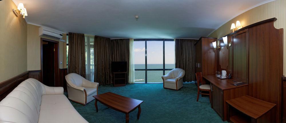 Studio Sea View