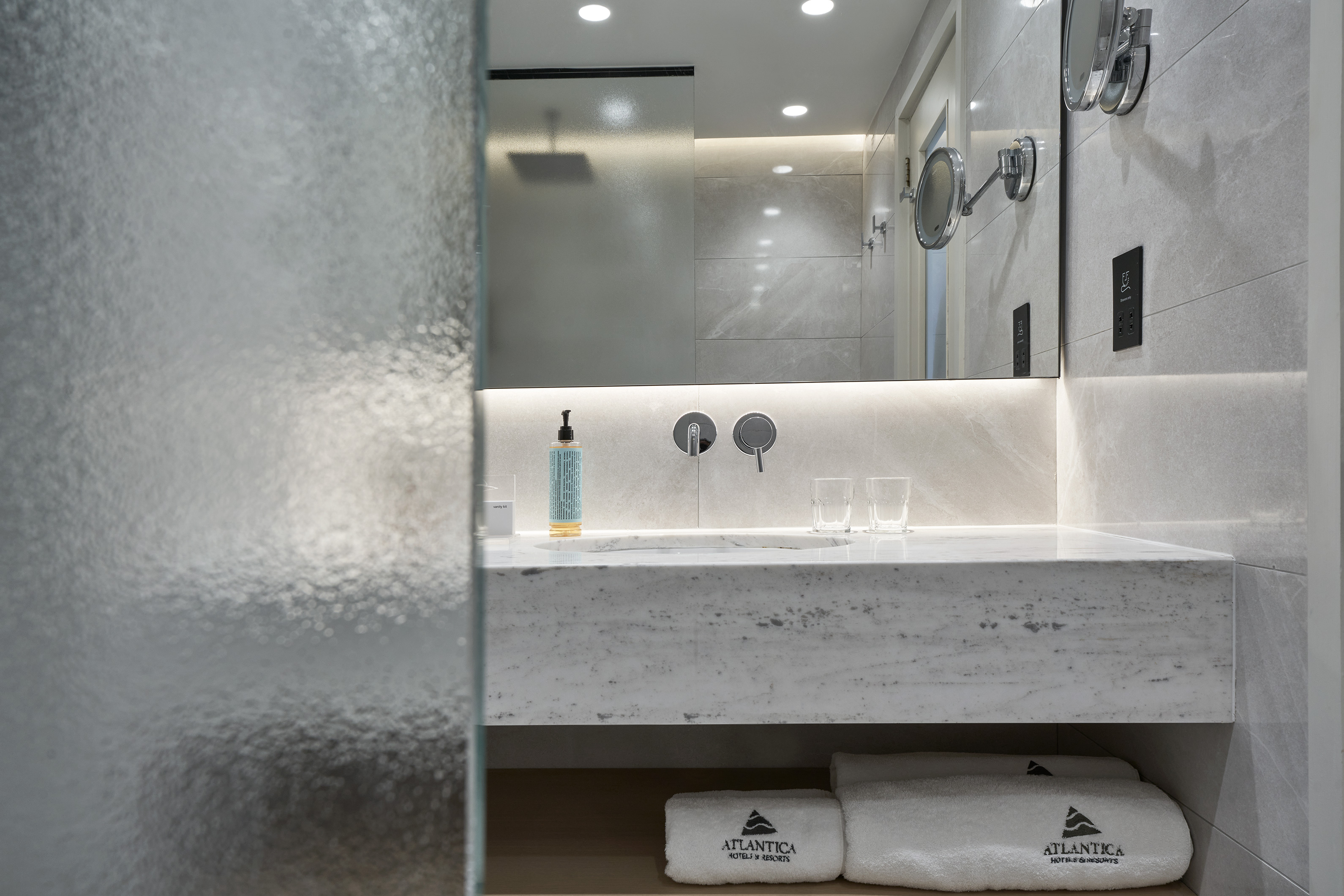 Double or Twin Side Sea View