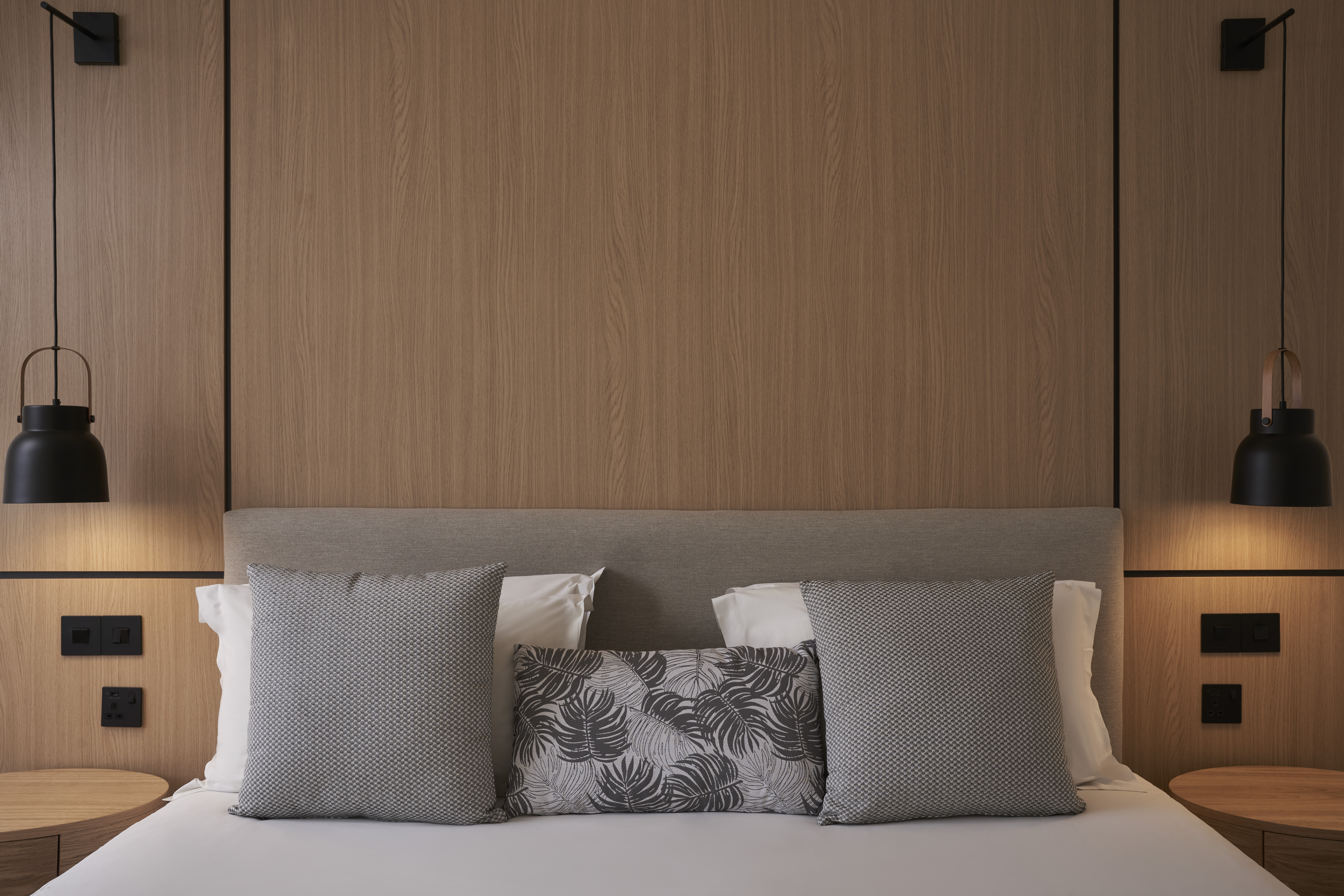 Double or Twin Standard