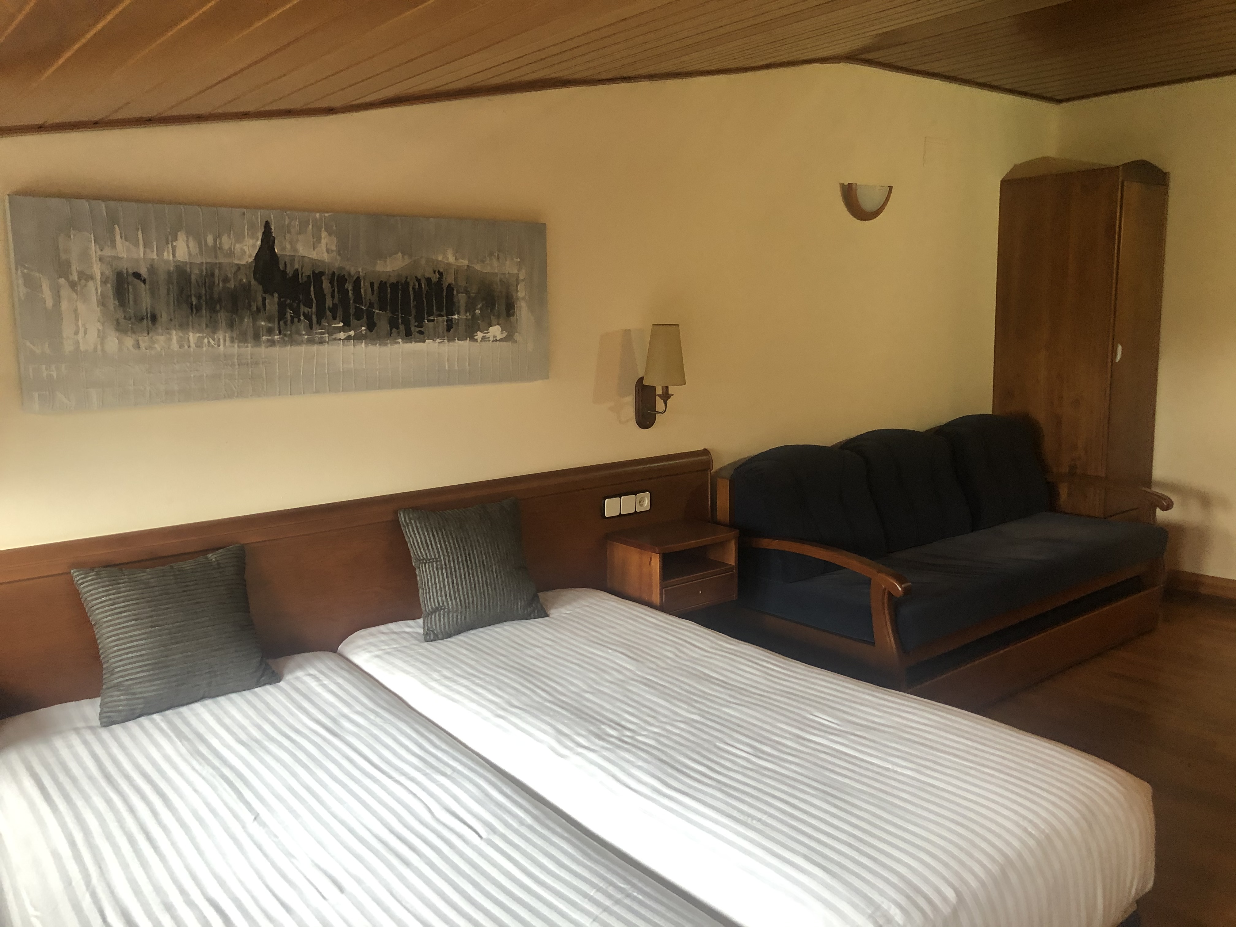 Apartment Capacity 9 Four Bedrooms