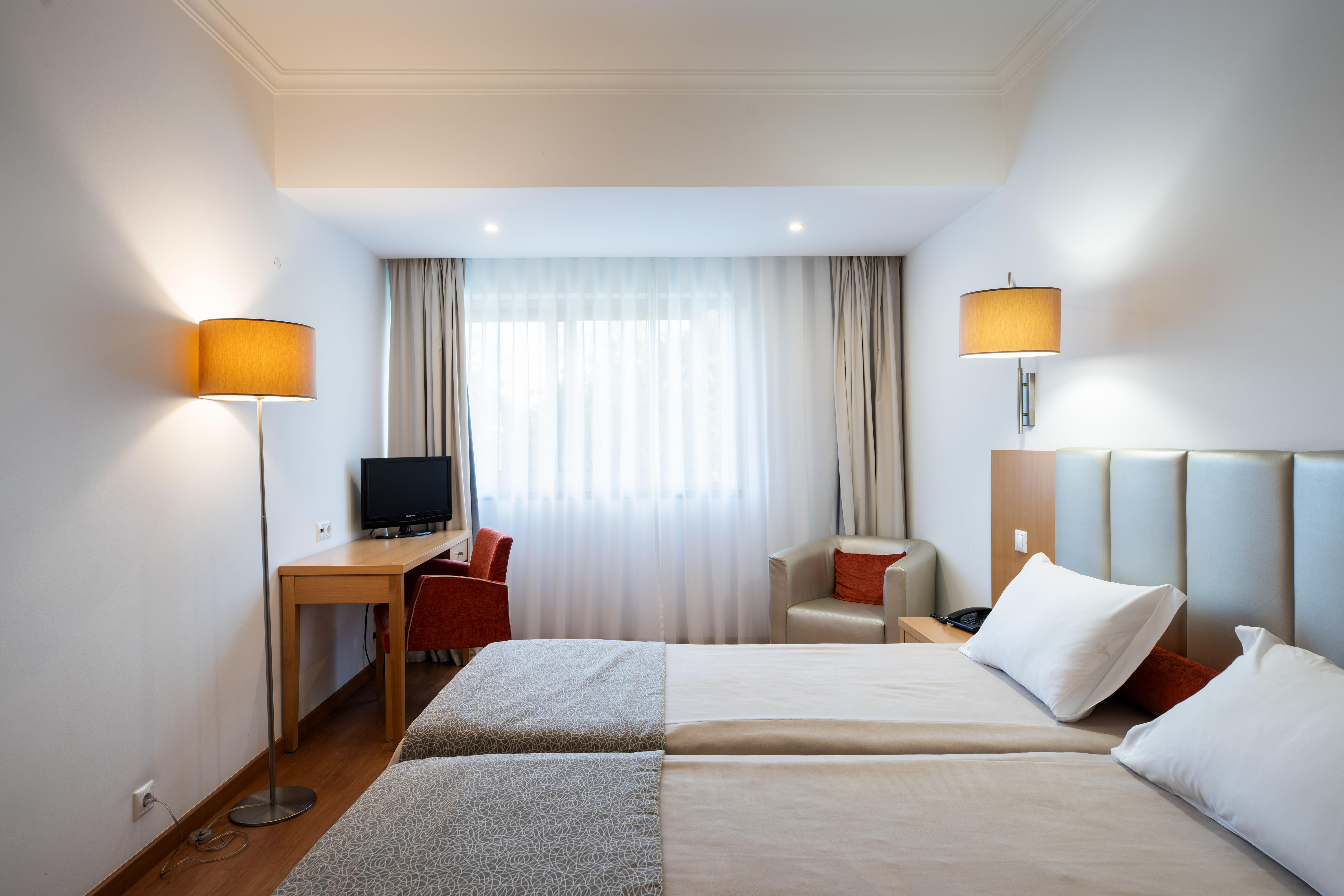 Double or Twin Standard