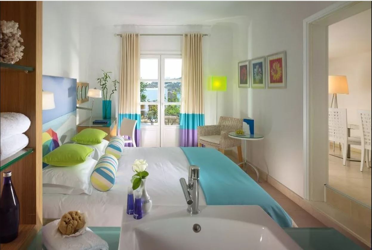 Suite Two Bedrooms Two Bathrooms