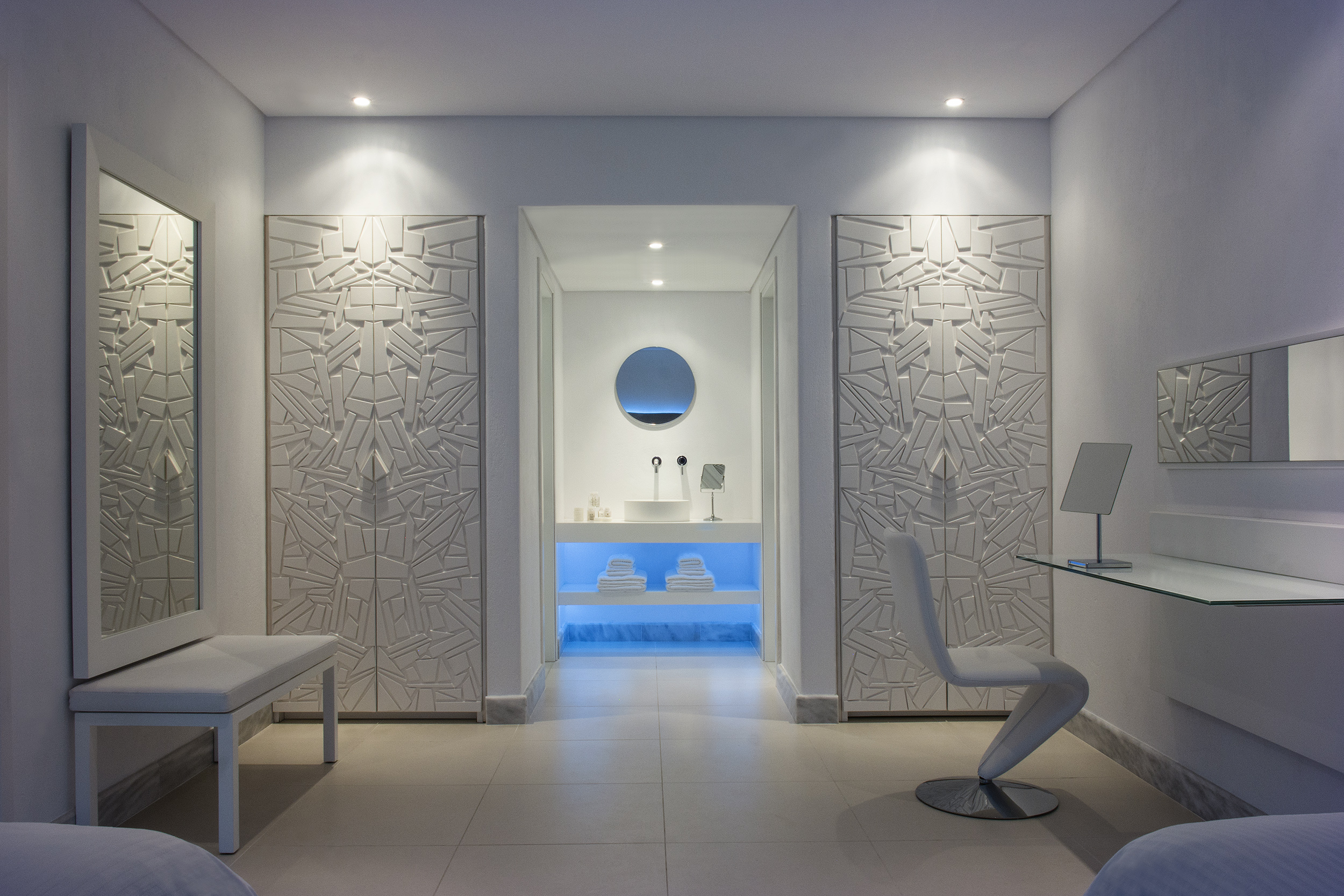 Villa Three Bedrooms Three Bathrooms