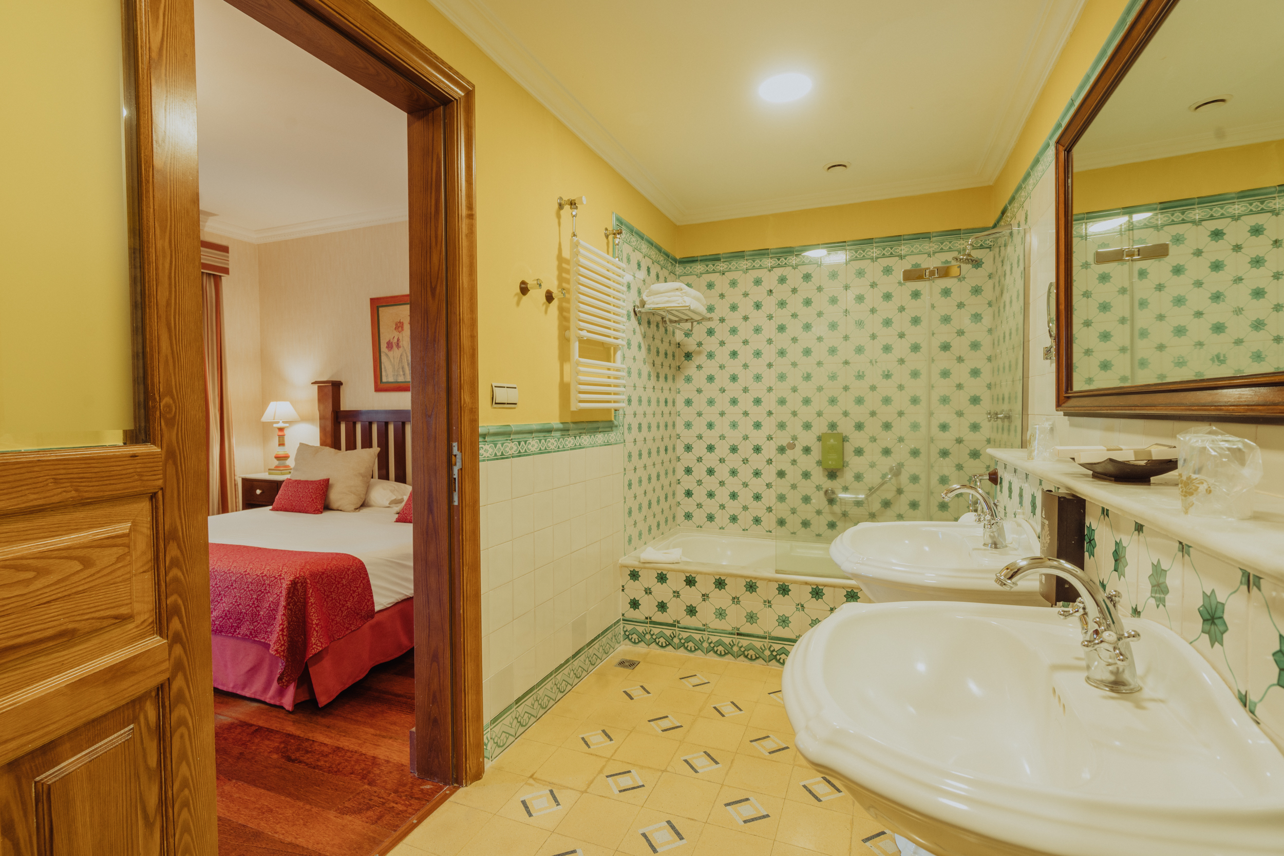 Double or Twin Superior Mountain View