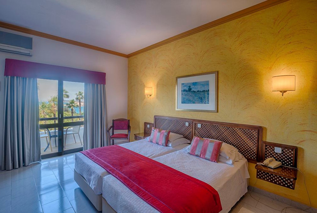 Double or Twin Sea View