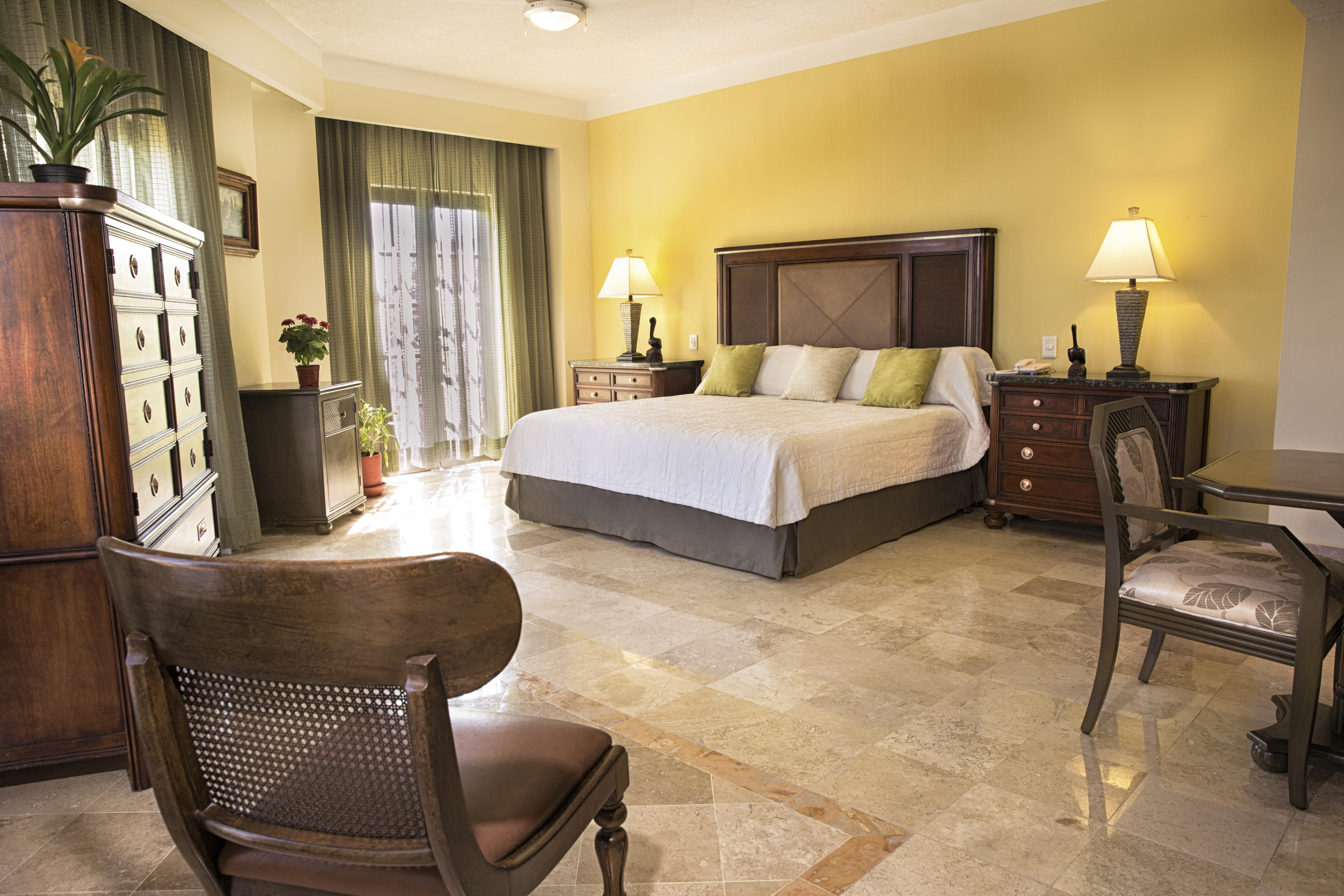 Junior Suite King Size Bed