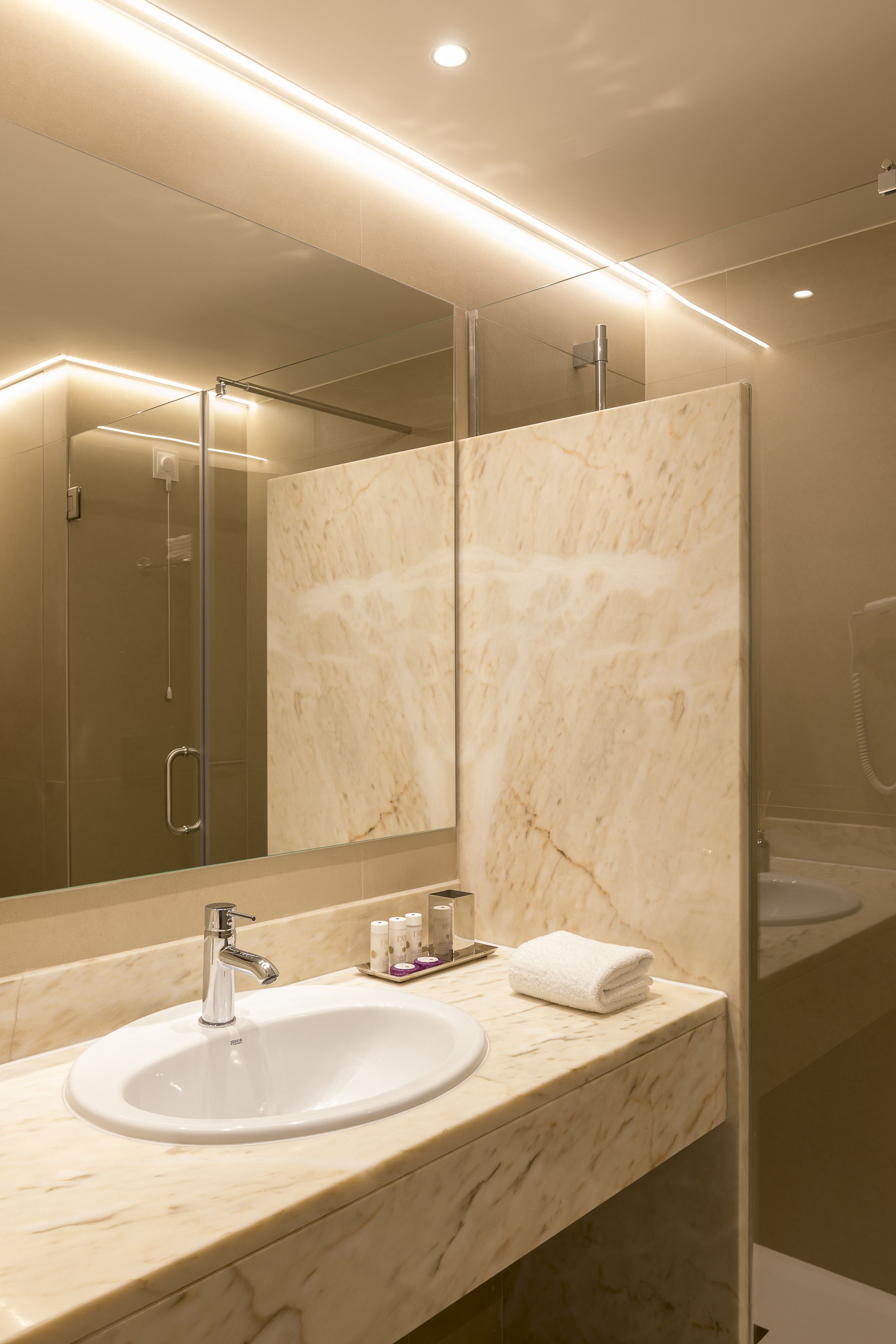 Double Deluxe with Views