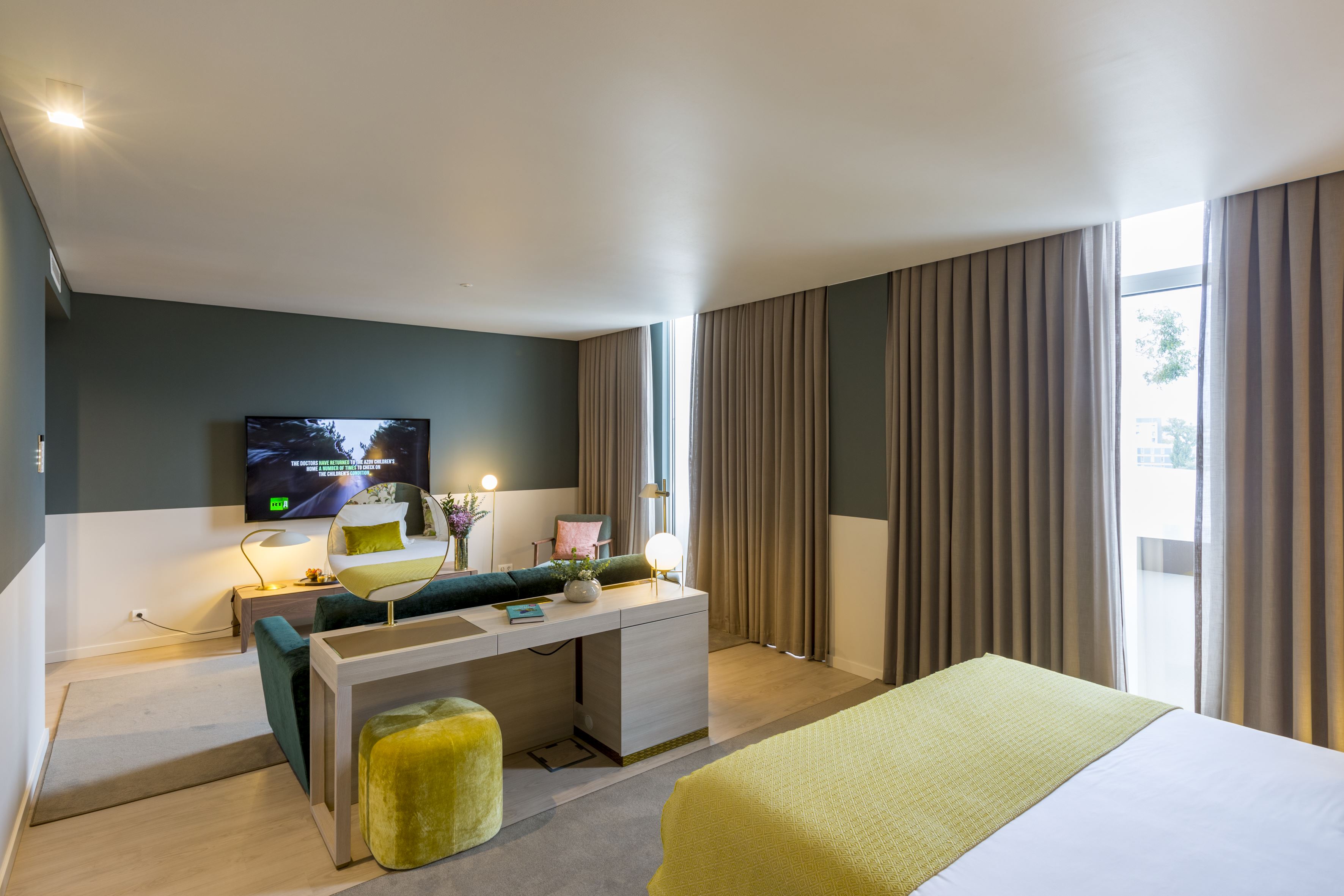 Junior Suite with Views